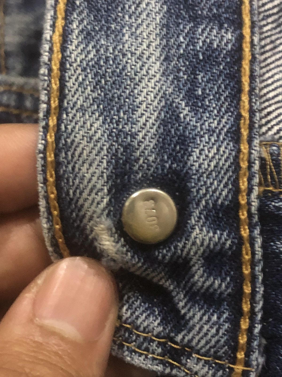 Levi's Levis 501 e Philippines Distressed Reworked Denim Size US 31 - 18 Thumbnail