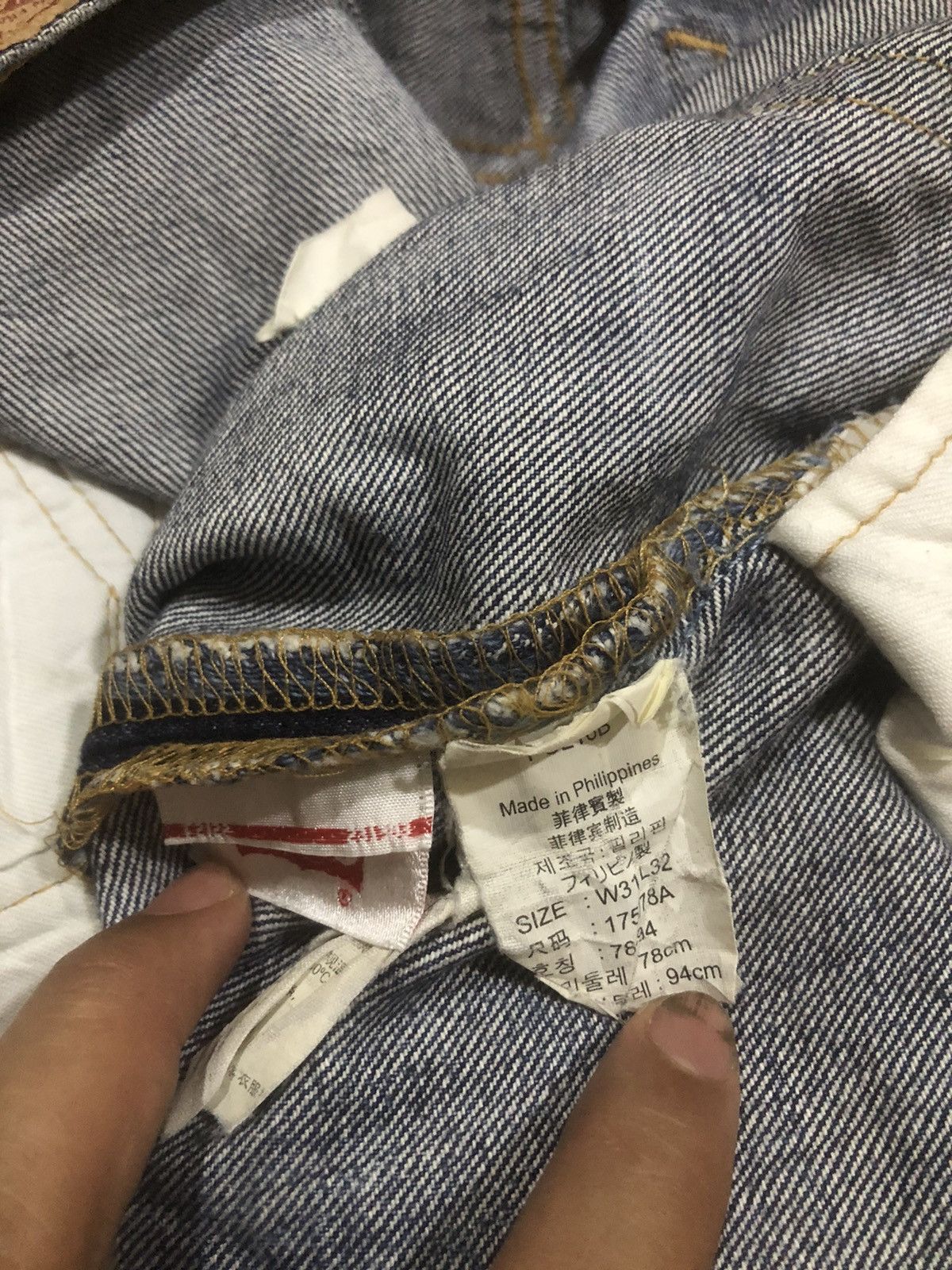 Levi's Levis 501 e Philippines Distressed Reworked Denim Size US 31 - 21 Thumbnail