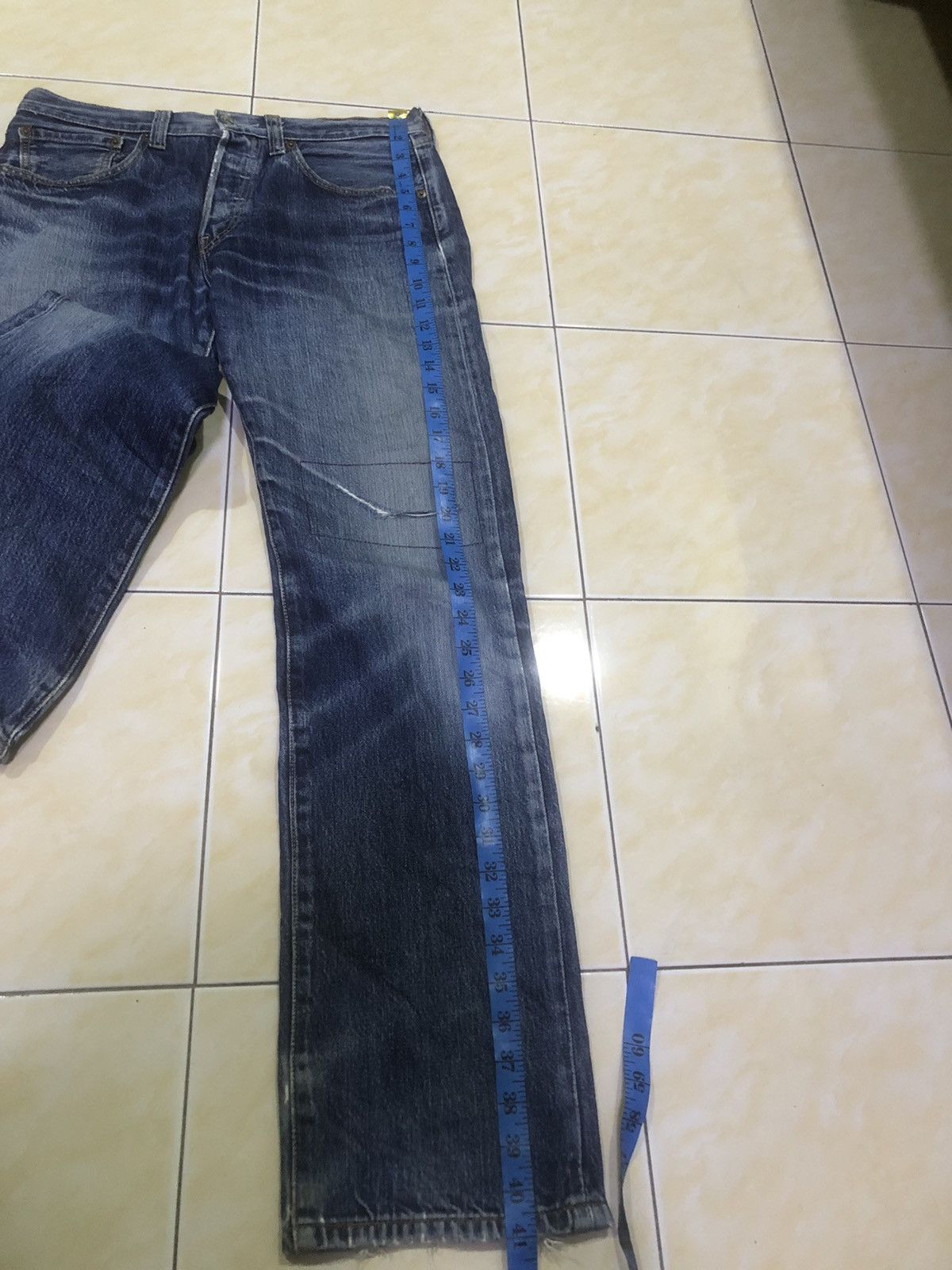 Levi's Levis 501 e Philippines Distressed Reworked Denim Size US 31 - 23 Thumbnail