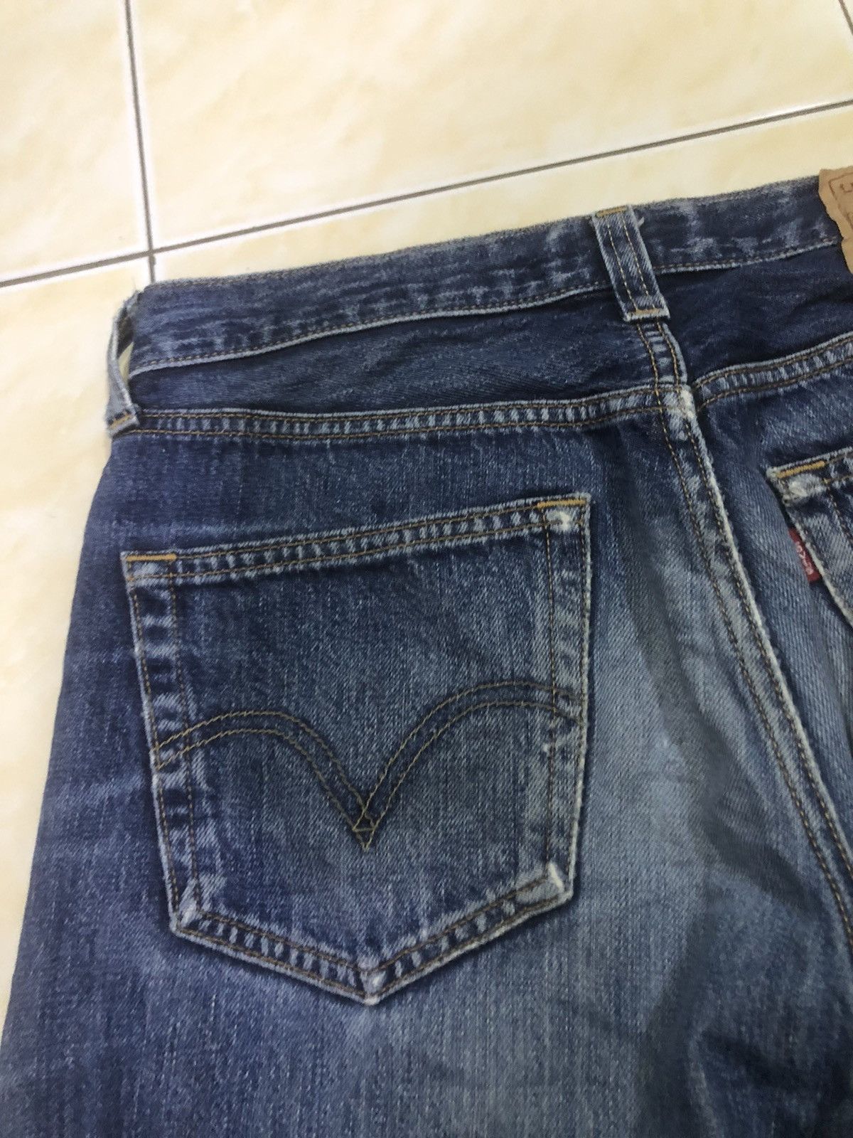 Levi's Levis 501 e Philippines Distressed Reworked Denim Size US 31 - 14 Thumbnail