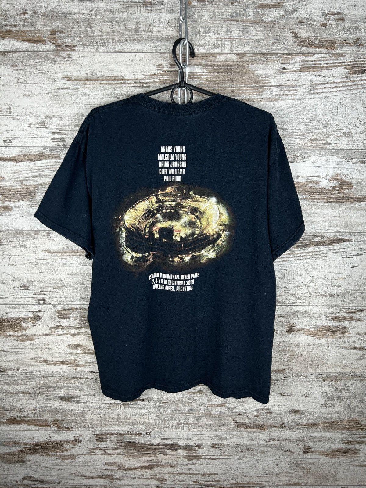 AC/DC × Band Tees × Vintage Mens Vintage AC/DC T Shirt rock band tee rare 2011 Size US L / EU 52-54 / 3 - 9 Thumbnail