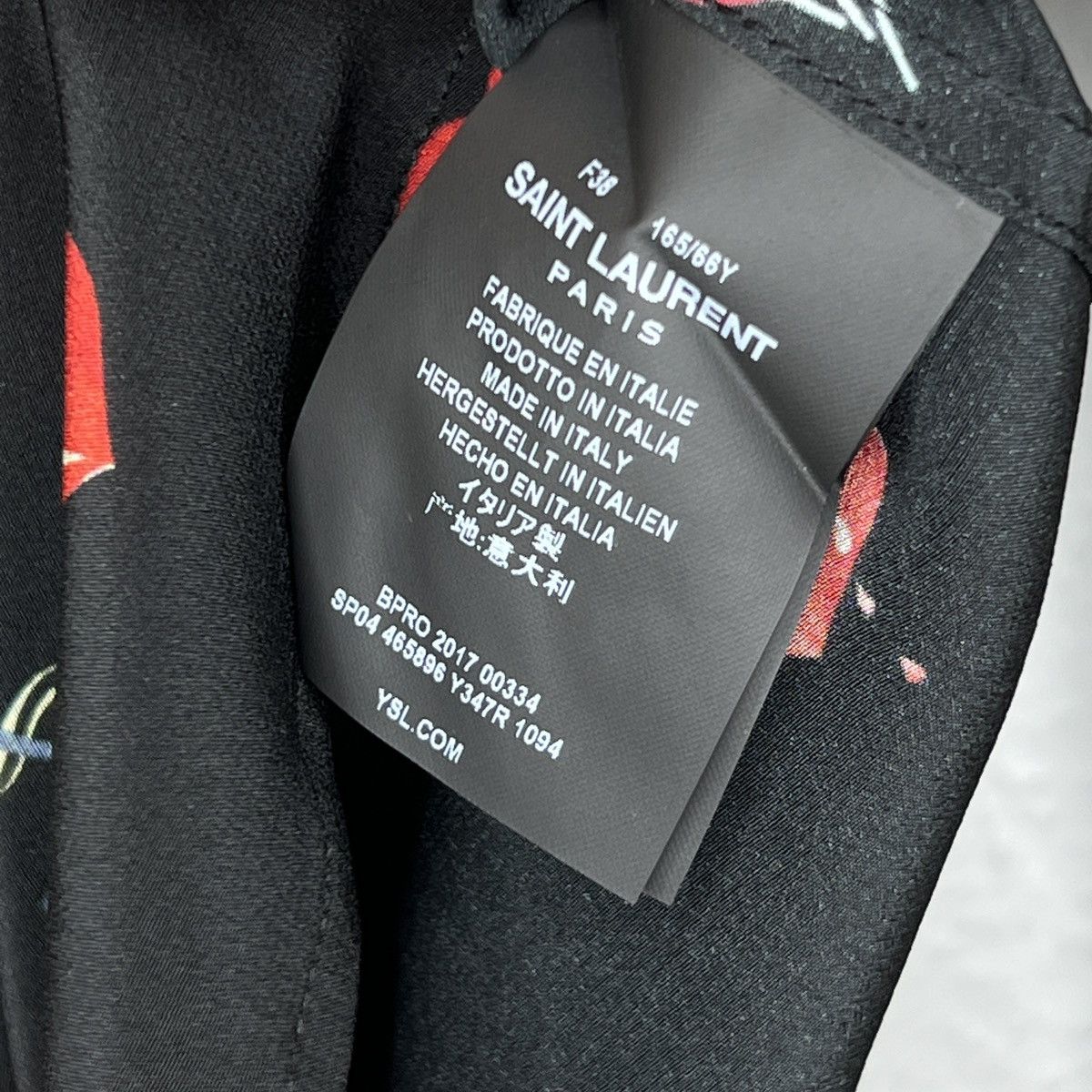 Saint Laurent Paris Saint Laurent Paris Smoking Lips Heart Print Shirt In Black Size US S / EU 44-46 / 1 - 6 Thumbnail