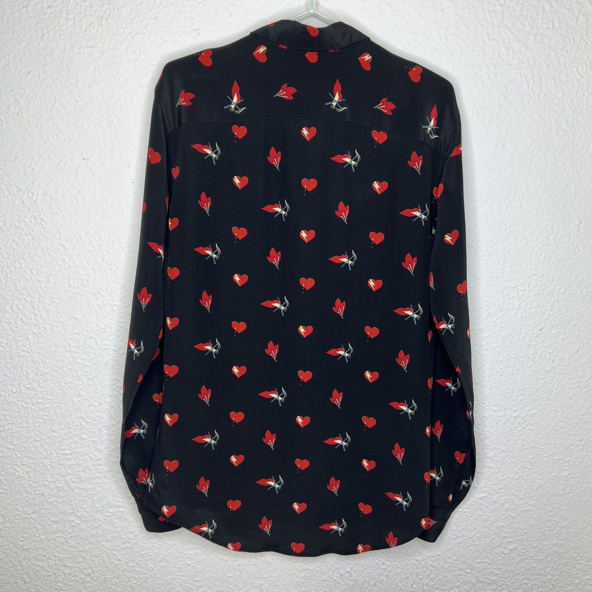 Saint Laurent Paris Saint Laurent Paris Smoking Lips Heart Print Shirt In Black Size US S / EU 44-46 / 1 - 8 Thumbnail