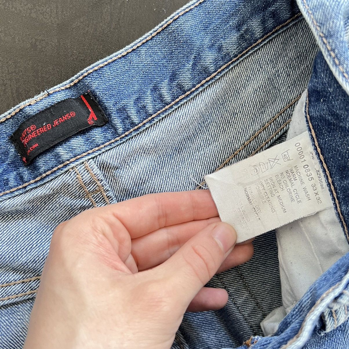 Levi's RARE DESIGN Vintage Levis Distressed Jeans Size US 32 / EU 48 - 16 Thumbnail