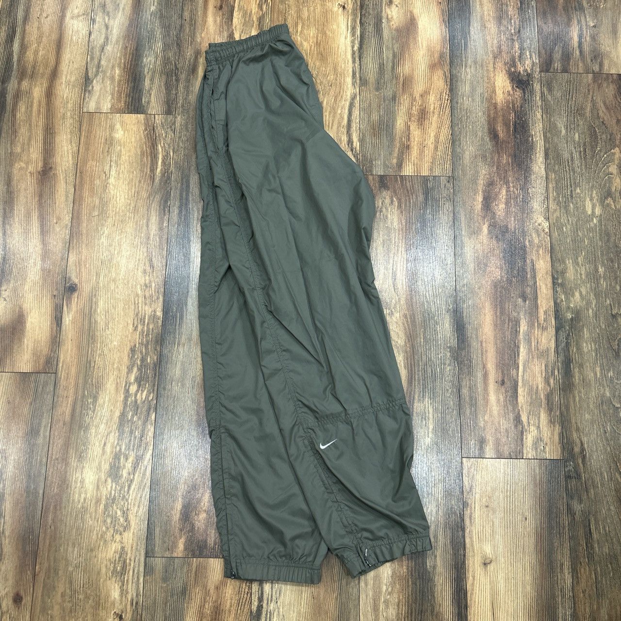 mens nike nylon track pants