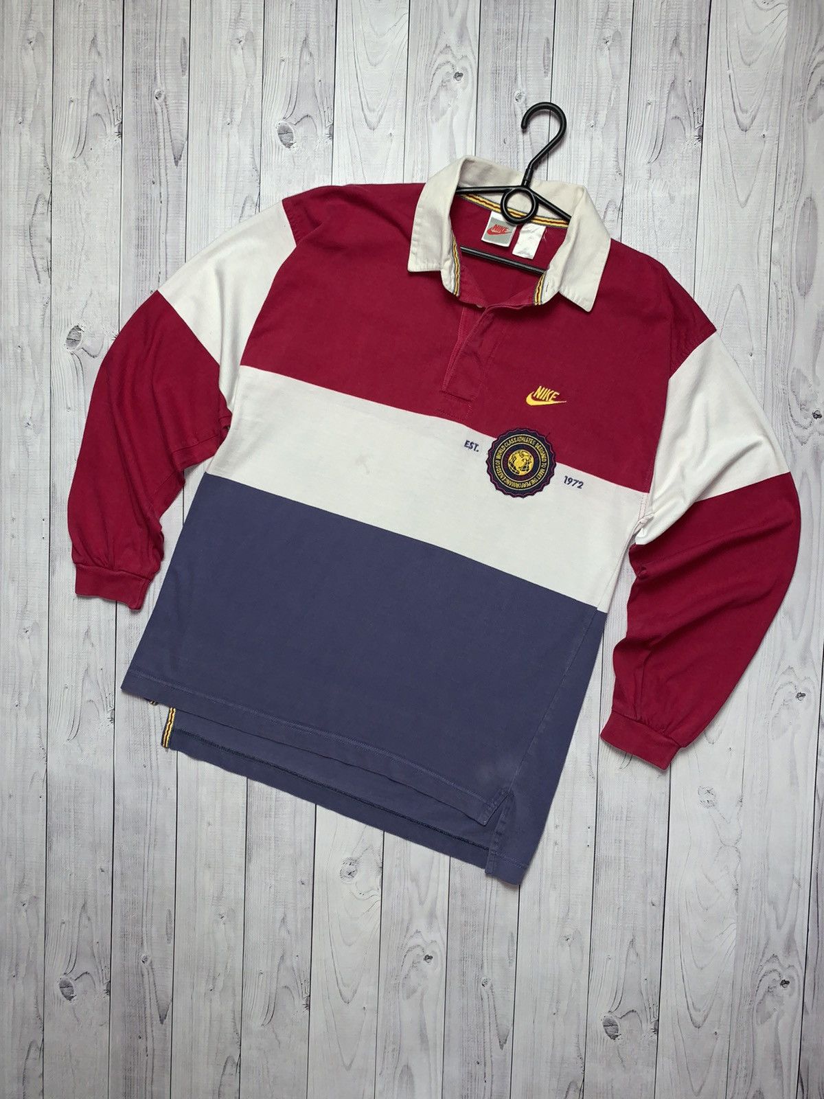 Vintage Nike rugby jersey striped rare size M multicolor