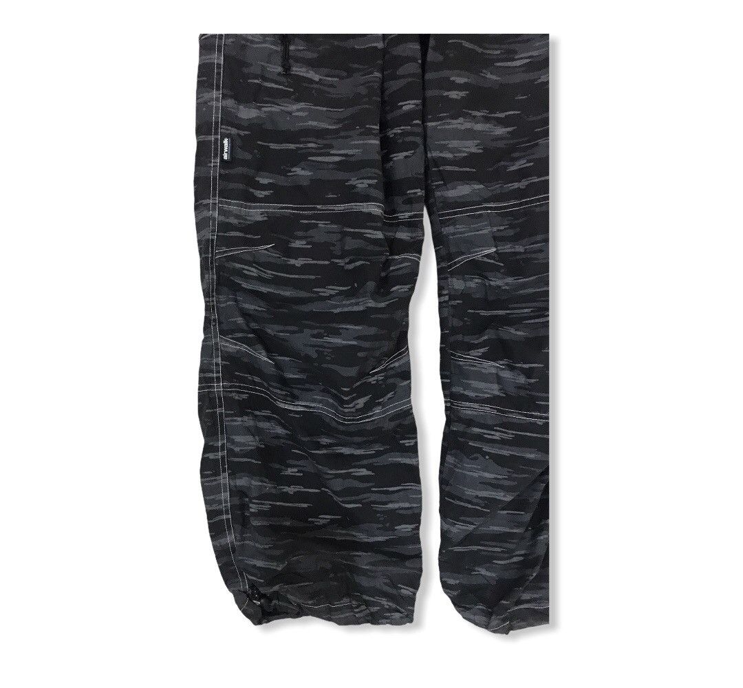 Airwalk Airwalk Camouflage Hiking / Track Trousers Cargo Pants Size US 26 / EU 42 - 6 Thumbnail