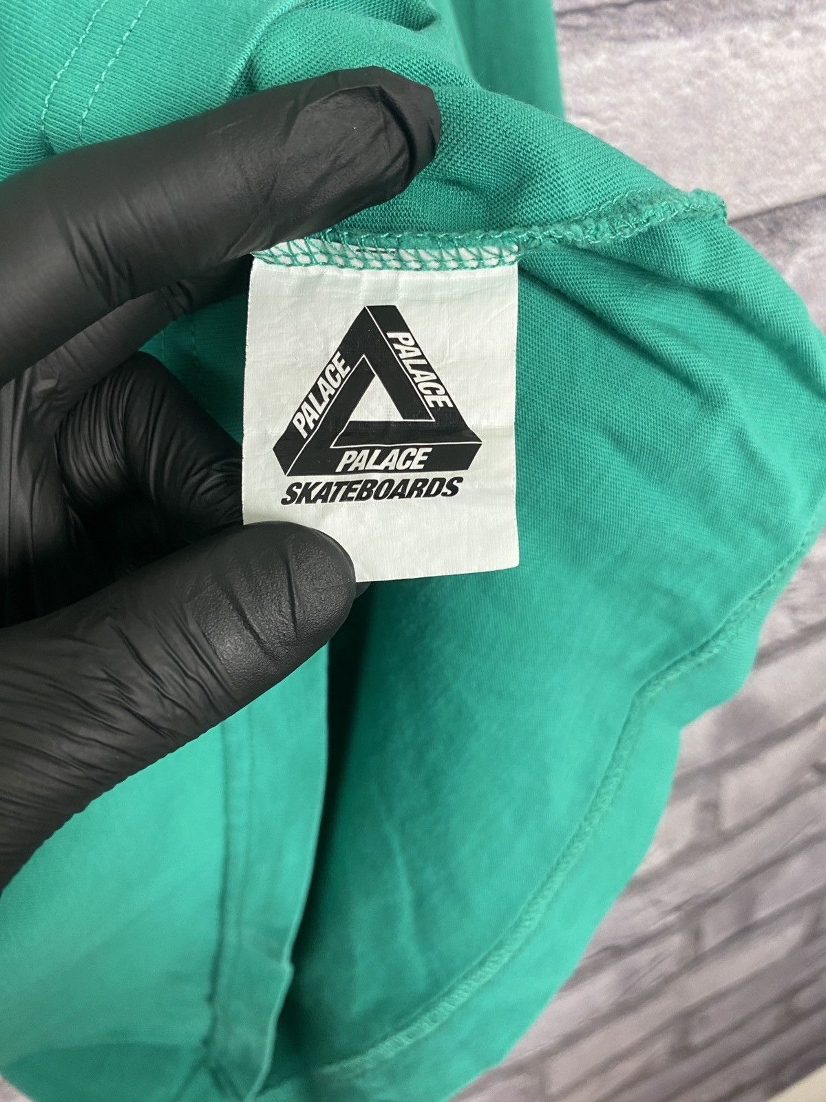 Vintage Vintage light sweatshirt Palace Snake skateboard rare y2k Size US S / EU 44-46 / 1 - 9 Thumbnail