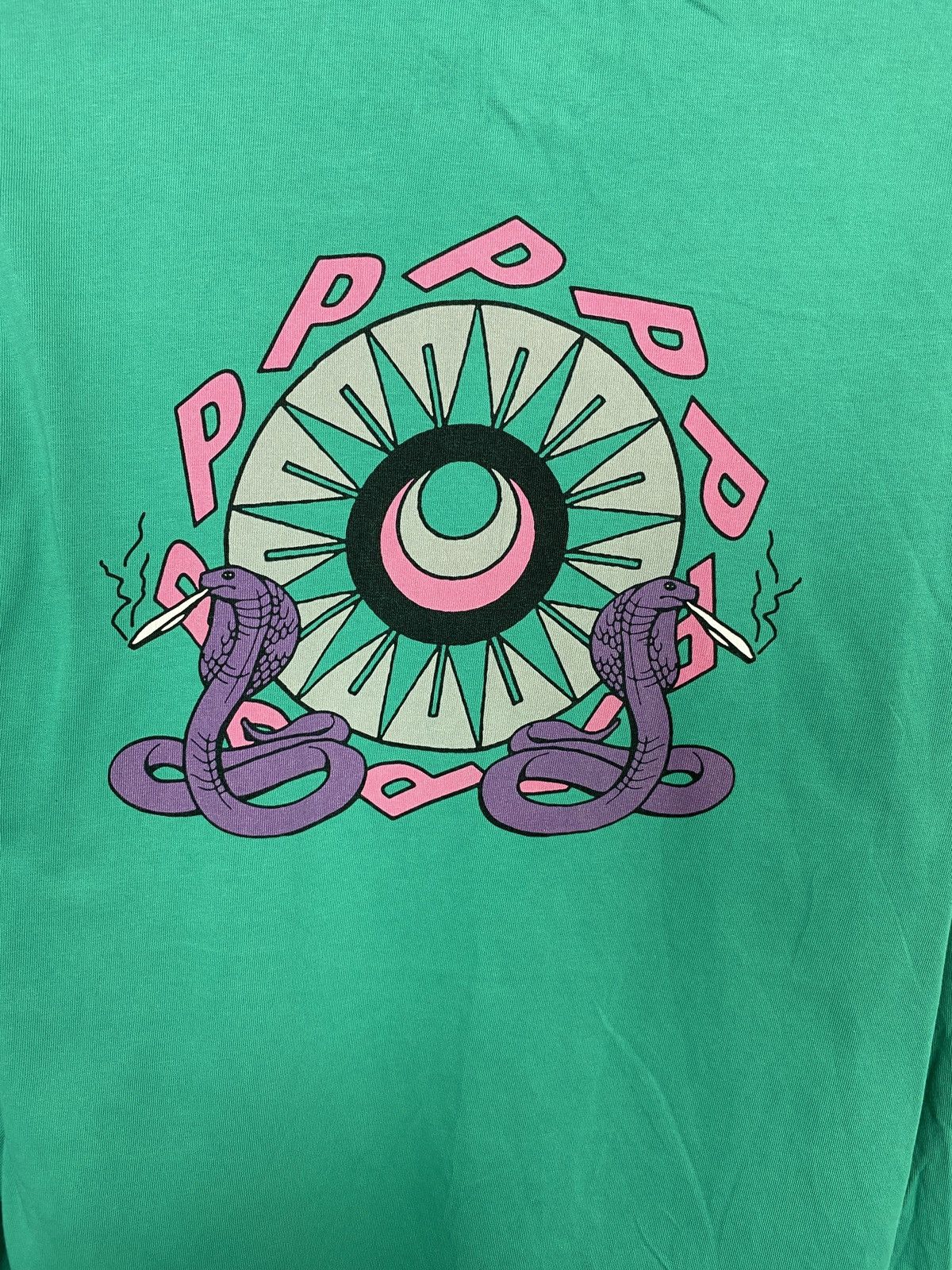 Vintage Vintage light sweatshirt Palace Snake skateboard rare y2k Size US S / EU 44-46 / 1 - 8 Thumbnail