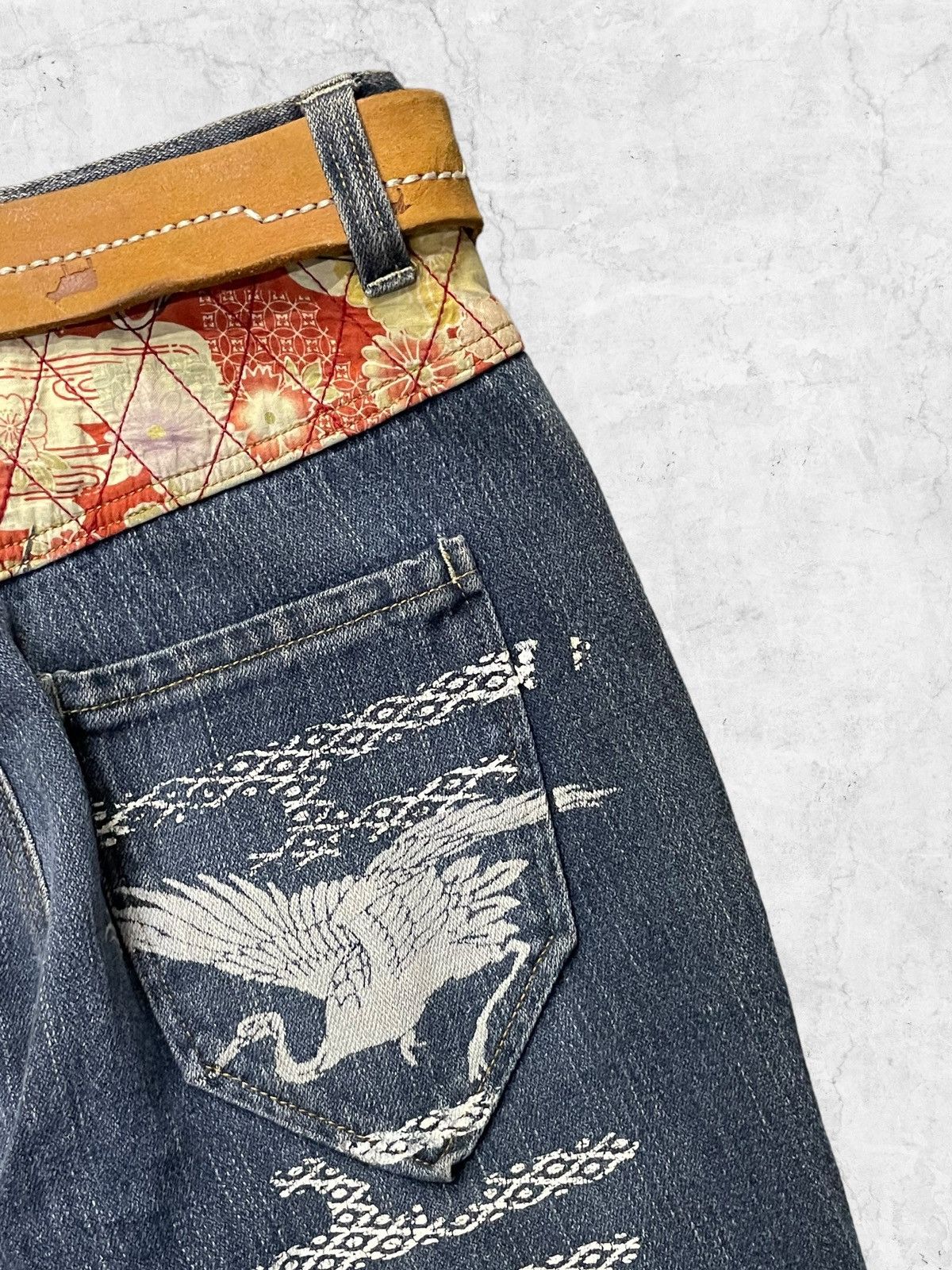 Japanese Brand × Vintage Vintage Karakuri Printed Jeans With Solid Leather Belt Size US 30 / EU 46 - 7 Thumbnail