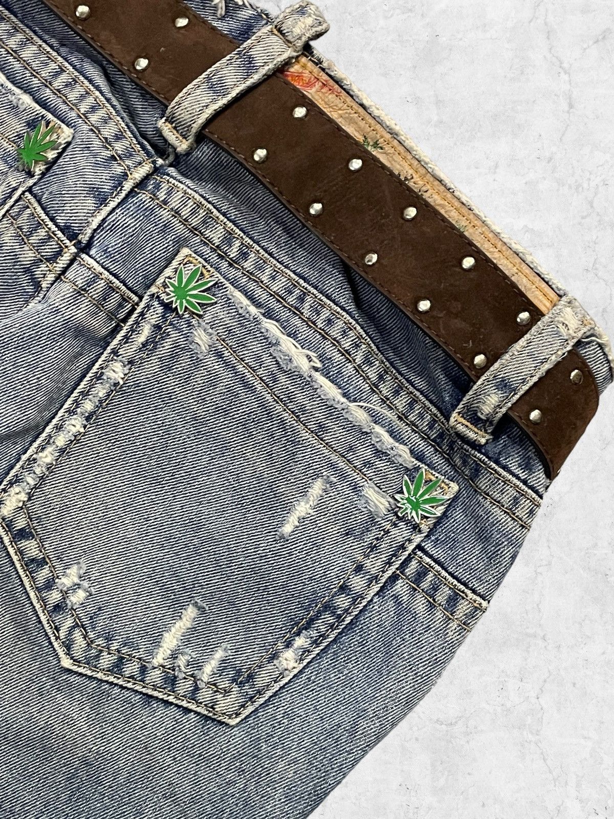 Dsquared2 × Vintage Designer Dsquared2 420 Rolling Paper Denim With Leather Belt Size US 30 / EU 46 - 11 Thumbnail