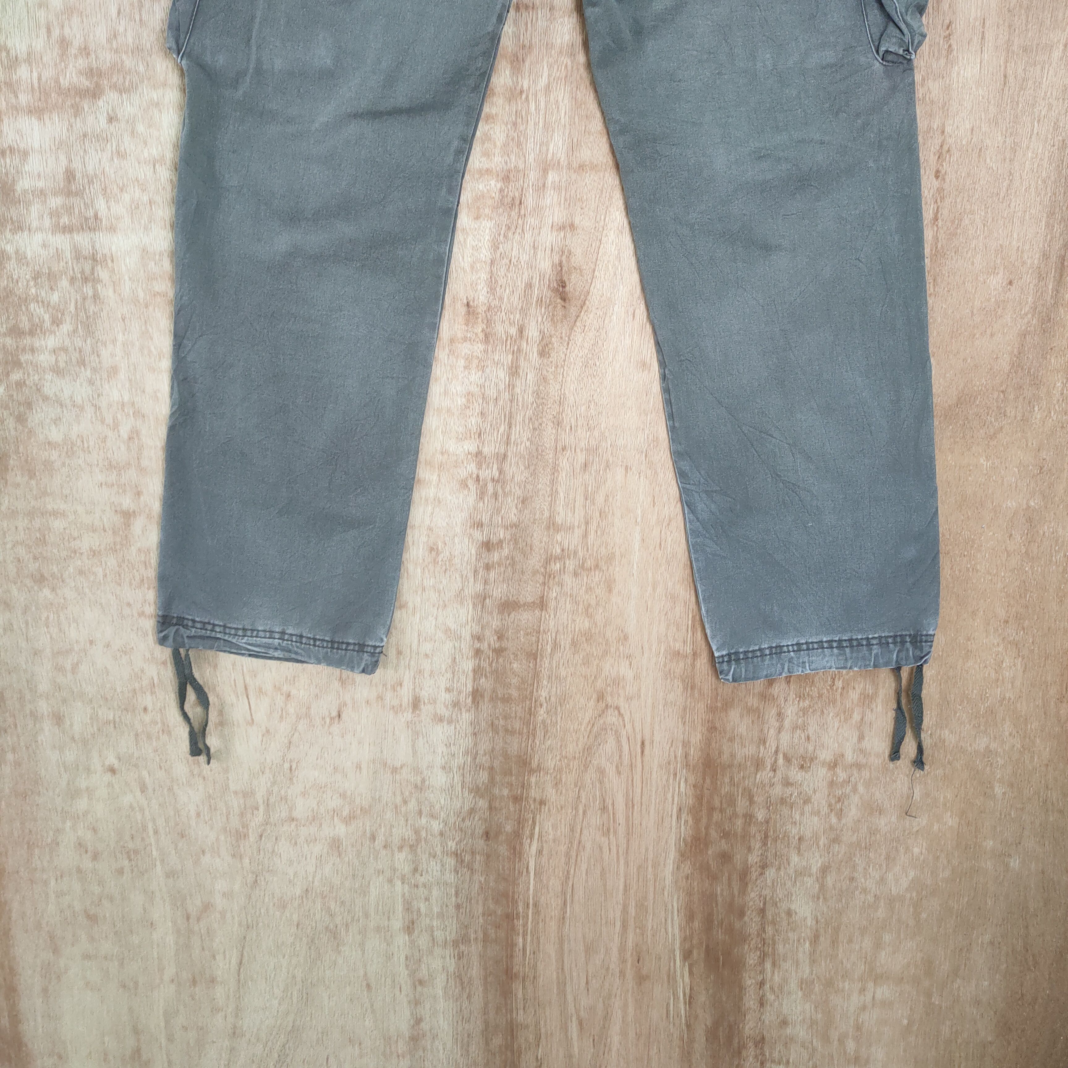 Japanese Brand W32 VINTAGE JAPANESE BRAND FADED CARGO PANTS Size US 32 / EU 48 - 9 Thumbnail
