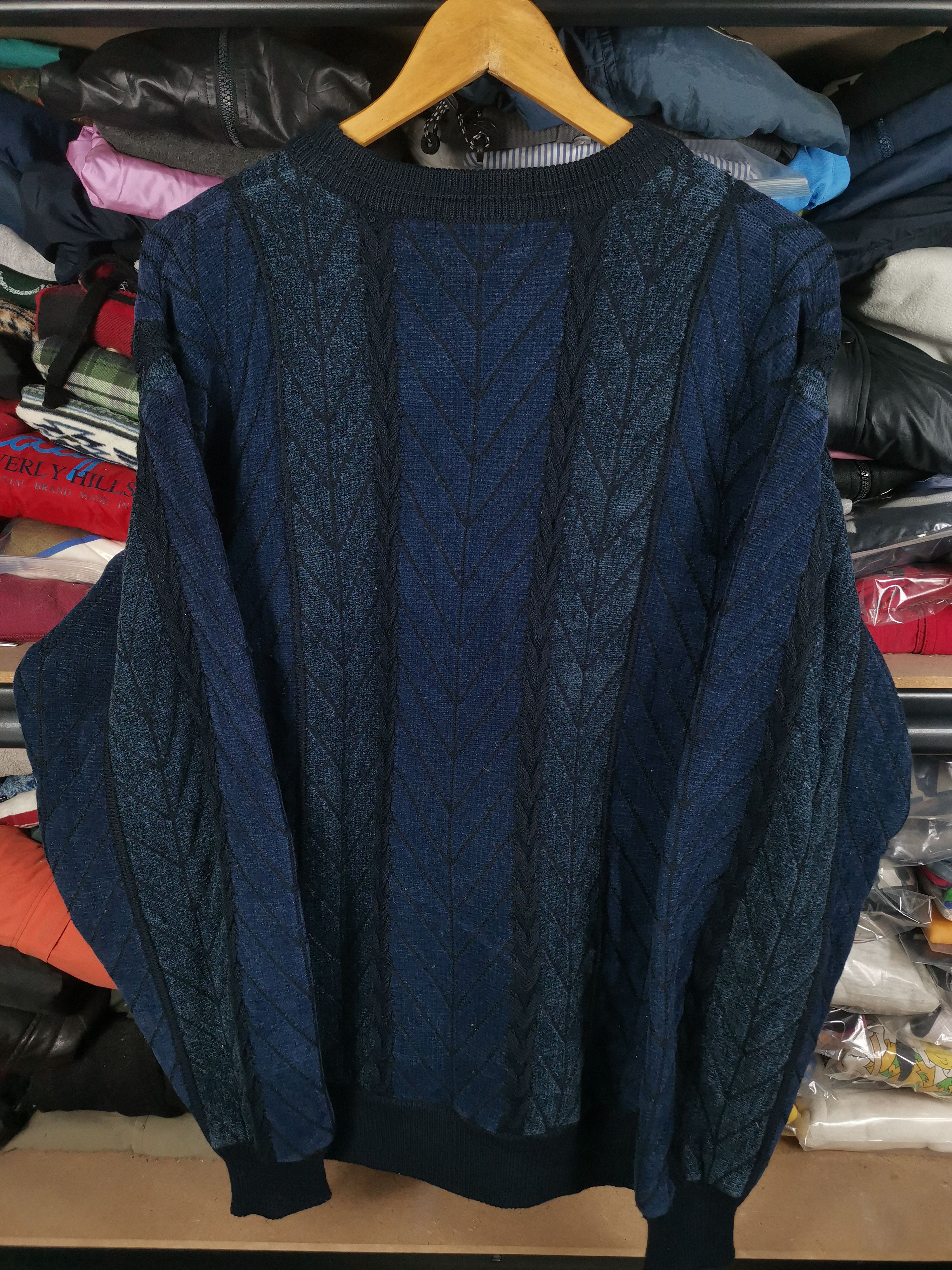 Aran Isles Knitwear Vintage Japanese Brand Rinald Knitwear Size US XL / EU 56 / 4 - 2 Thumbnail