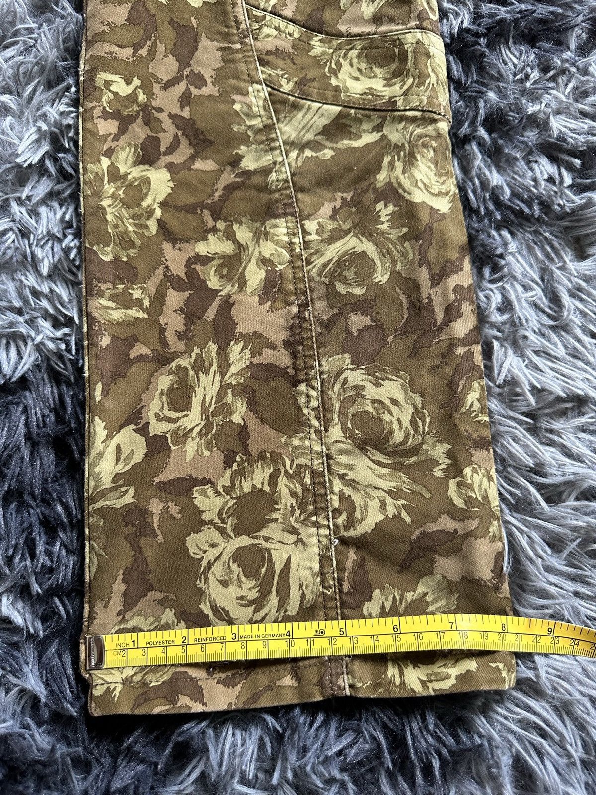 Japanese Brand × Karl Helmut × Pink House [ 29/36 ] AW07 FLEUR ROUGE by Pink House printed cargo Size US 29 - 19 Thumbnail