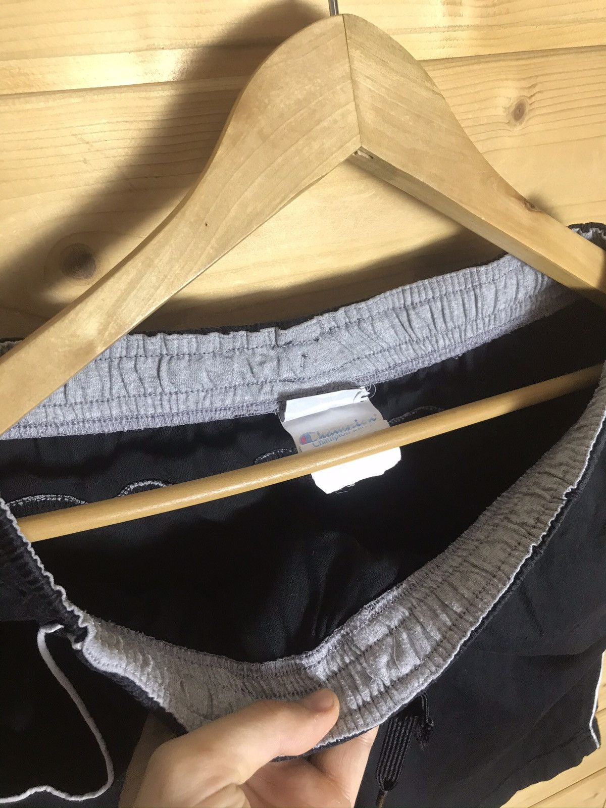 Champion Vintage Champion shorts Size US 34 / EU 50 - 4 Thumbnail