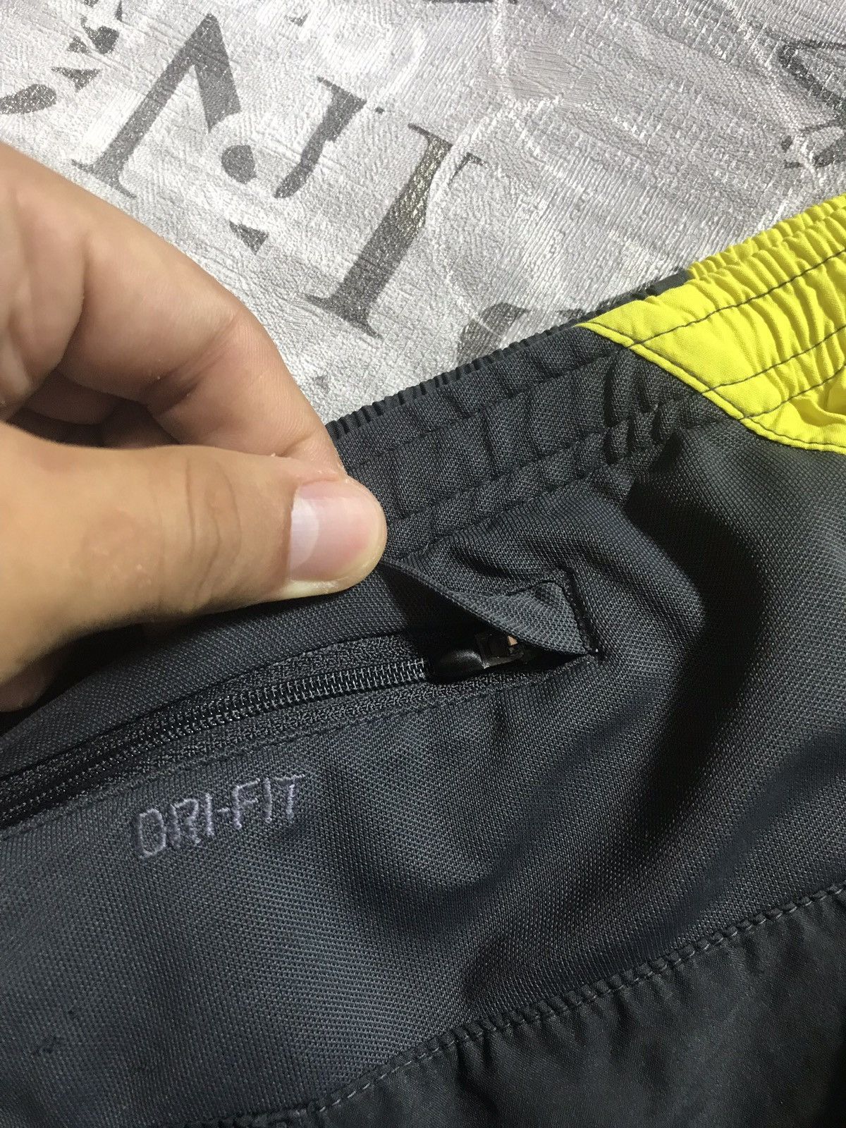 Nike Nike swim shorts Size US 36 / EU 52 - 8 Thumbnail