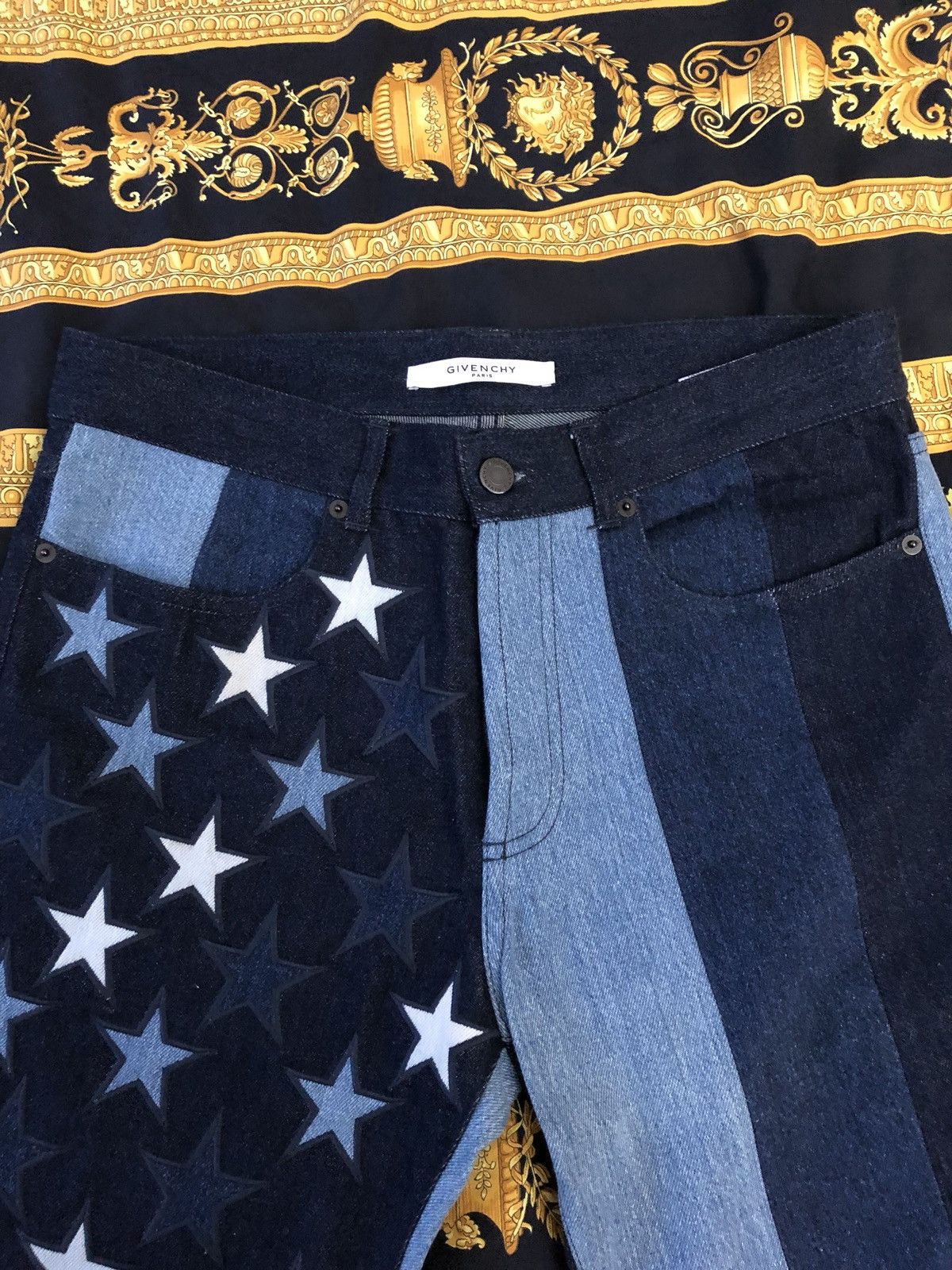 Givenchy American flag Jeans Size US 32 / EU 48 - 2 Thumbnail