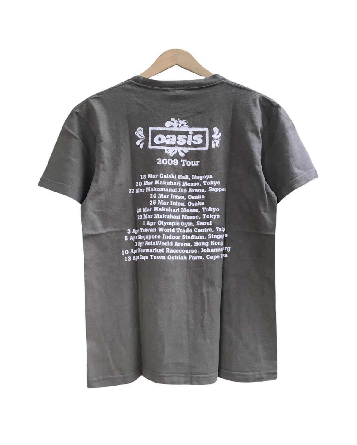 Oasis 2009 Tour Tシャツ グレー　サイズM Band Tees × Vintage Vintage Oasis 2009 Tour T-shirt | Grailed