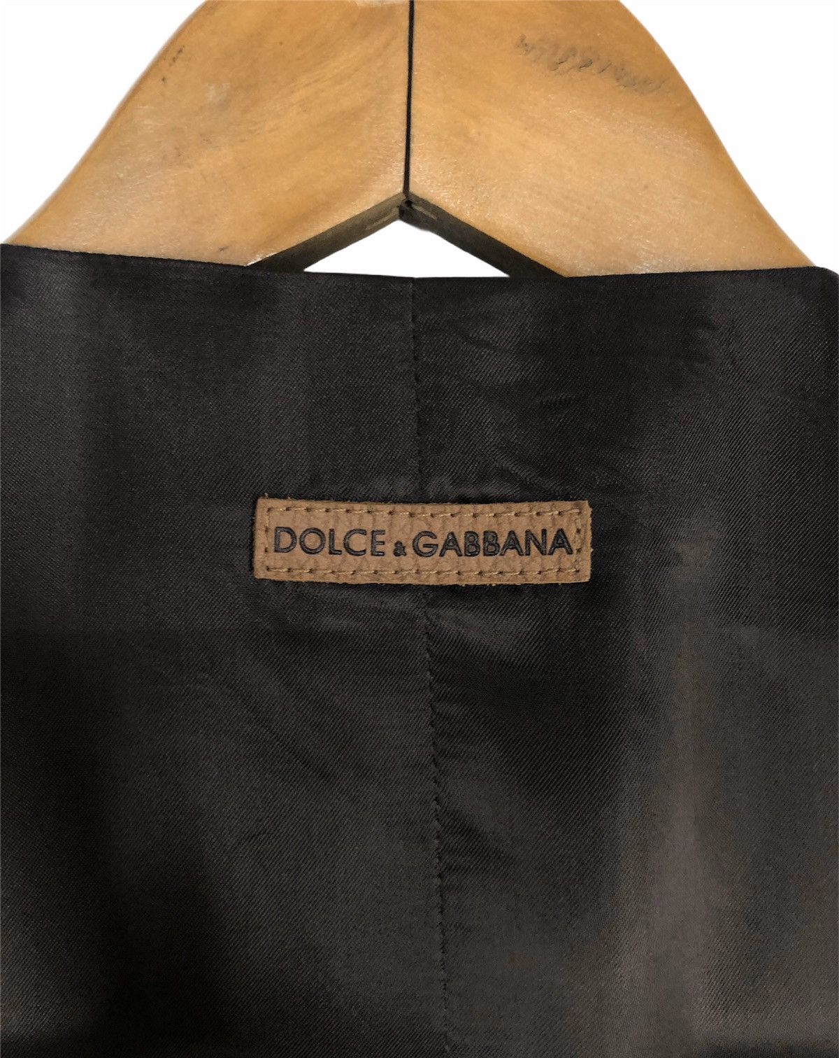 Dolce & Gabbana Dolce and Gabbana Vest Made In Italy cw21 Size US S / EU 44-46 / 1 - 5 Thumbnail