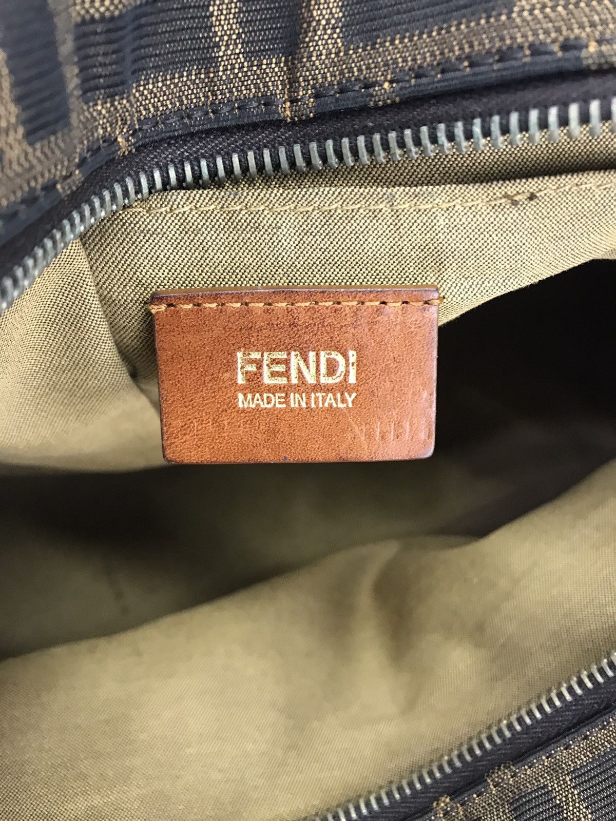 Fendi ❌Final Drop❌Authentic Fendi Zucca FF Shoulderbag Size ONE SIZE - 20 Thumbnail
