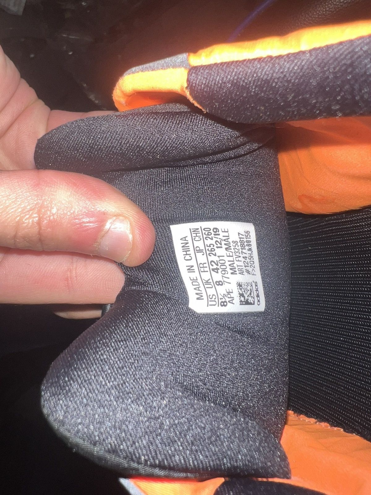Adidas × Kanye West Yeezy Boost 700 MNVN Orange Size US 8 / EU 41 - 9 Thumbnail