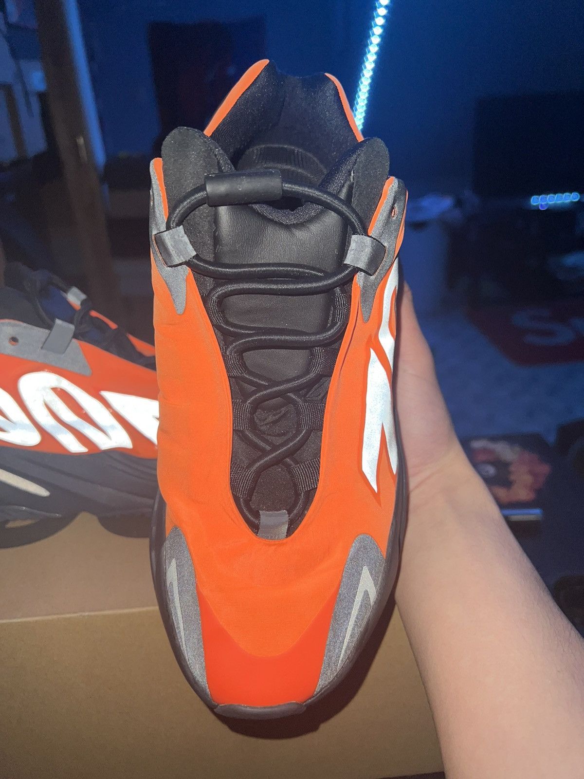 Adidas × Kanye West Yeezy Boost 700 MNVN Orange Size US 8 / EU 41 - 3 Thumbnail