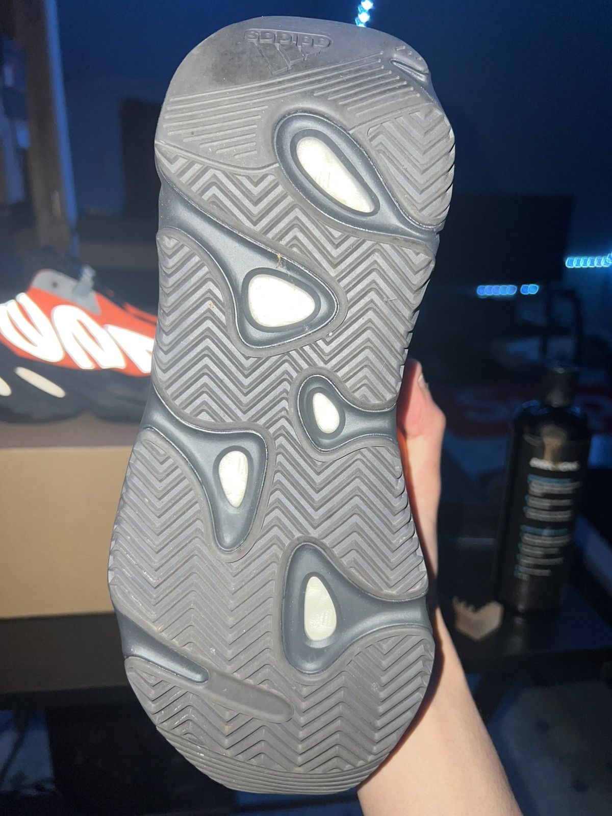 Adidas × Kanye West Yeezy Boost 700 MNVN Orange Size US 8 / EU 41 - 6 Thumbnail