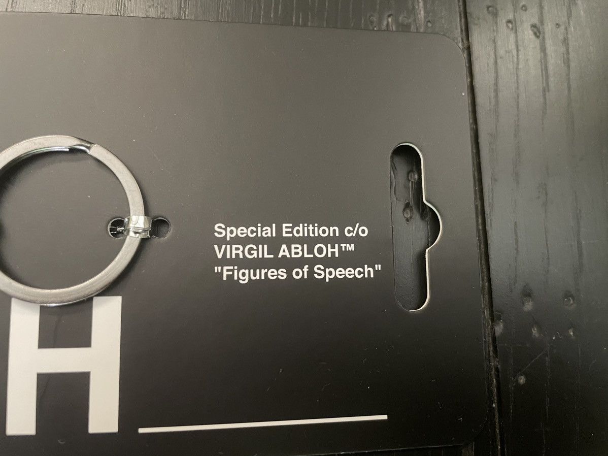 Virgil Abloh Virgil Keychain Blue Orange FOS Figures of Speech Brooklyn Size ONE SIZE - 23 Thumbnail