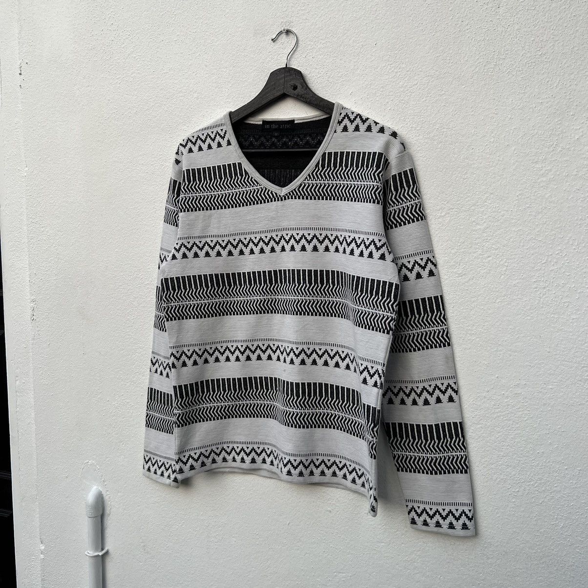 In The Attic RARE NAVAJO DESIGN SWEATSHIRT IN THE ATTIC JAPAN Size US M / EU 48-50 / 2 - 2 Thumbnail