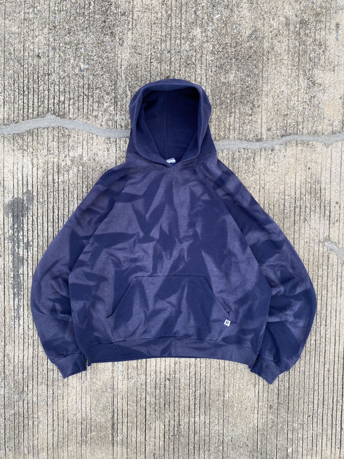 Russell Athletic ☀️ Navy Sun Faded Russell Athletic Hoodie Size US XL / EU 56 / 4 - 1 Thumbnail