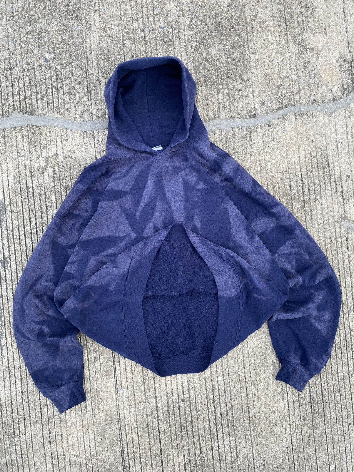 Russell Athletic ☀️ Navy Sun Faded Russell Athletic Hoodie Size US XL / EU 56 / 4 - 2 Thumbnail