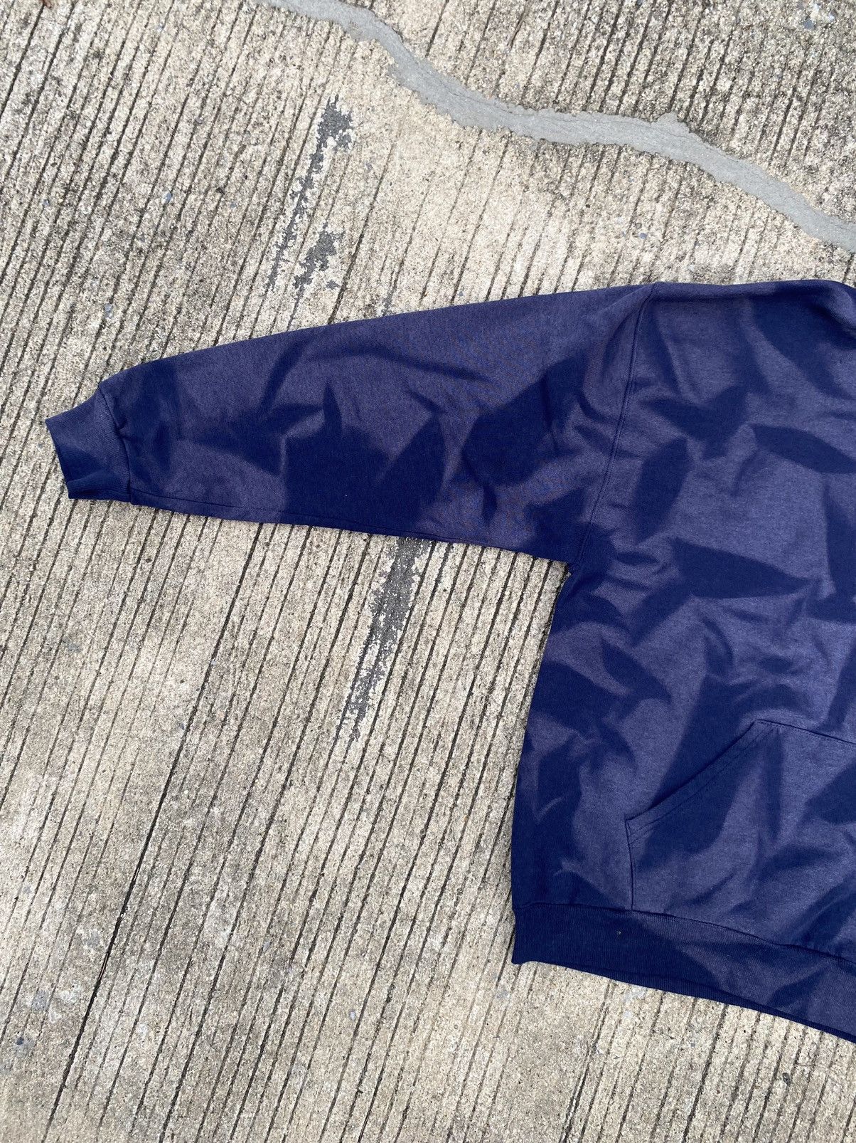 Russell Athletic ☀️ Navy Sun Faded Russell Athletic Hoodie Size US XL / EU 56 / 4 - 7 Thumbnail