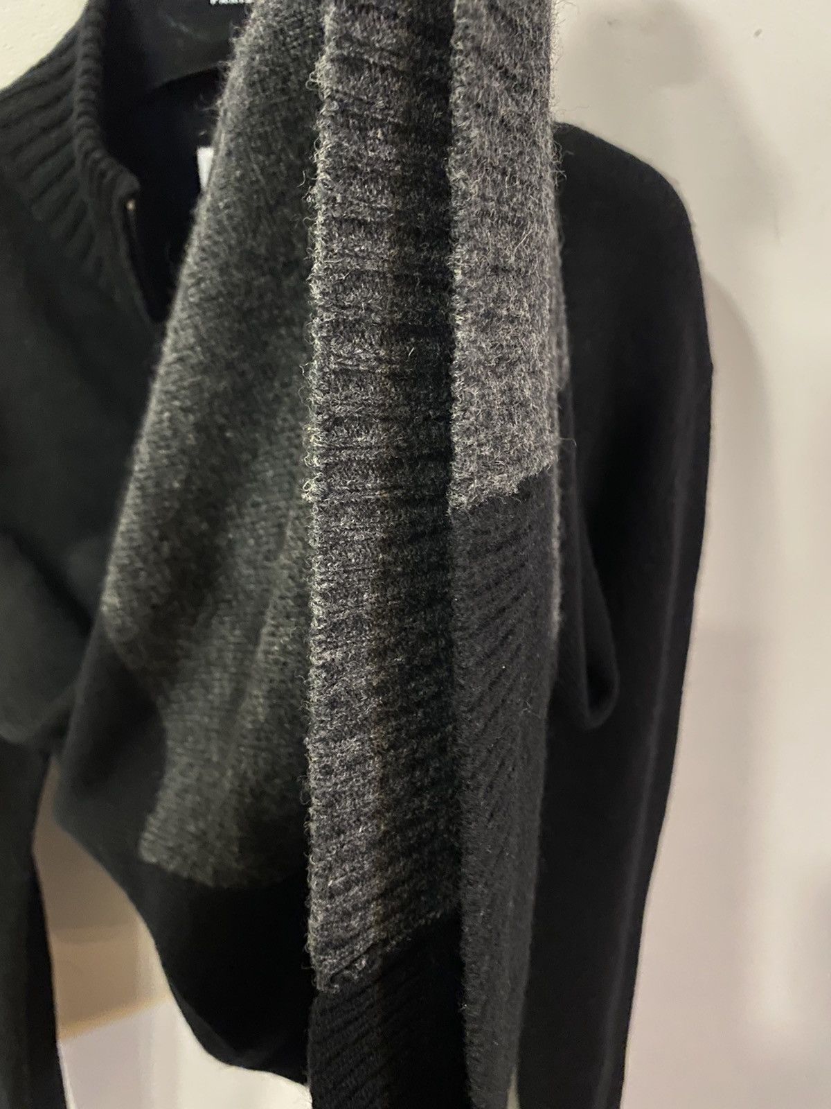 Yves Saint Laurent Black Wool YSL Sweater Soft Zip Size US L / EU 52-54 / 3 - 9 Thumbnail