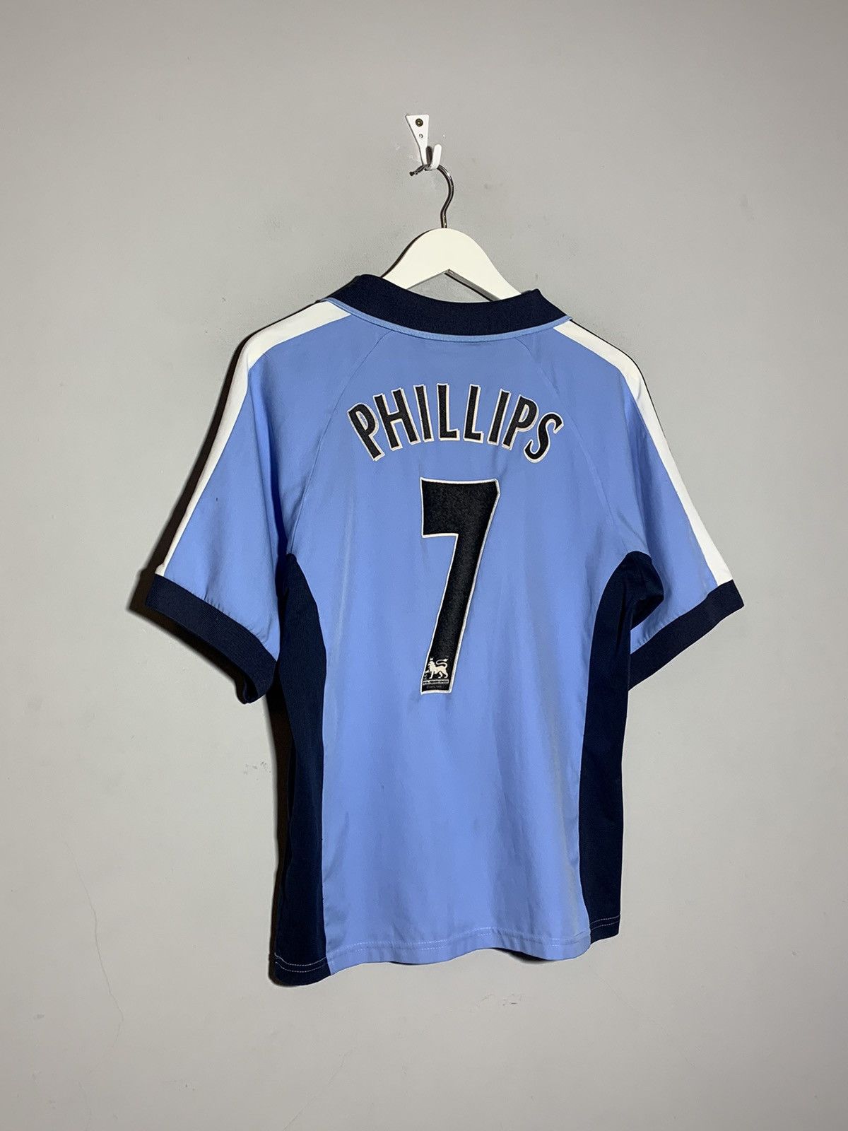 Vintage # 7 Kevin Phillips Southampton 2005/06 Y2k Football Shirt Size US S / EU 44-46 / 1 - 1 Thumbnail