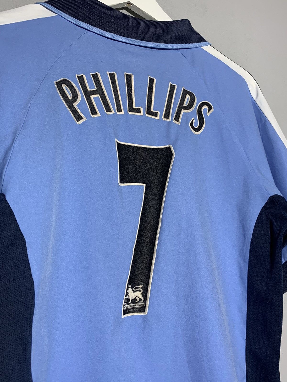 Vintage # 7 Kevin Phillips Southampton 2005/06 Y2k Football Shirt Size US S / EU 44-46 / 1 - 9 Thumbnail