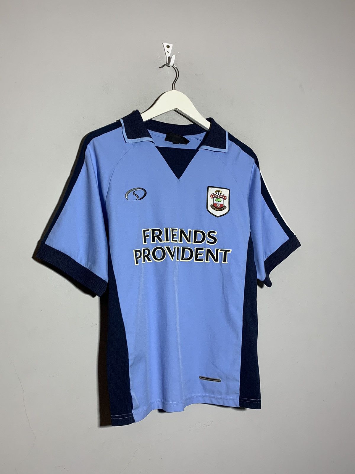 Vintage # 7 Kevin Phillips Southampton 2005/06 Y2k Football Shirt Size US S / EU 44-46 / 1 - 4 Thumbnail