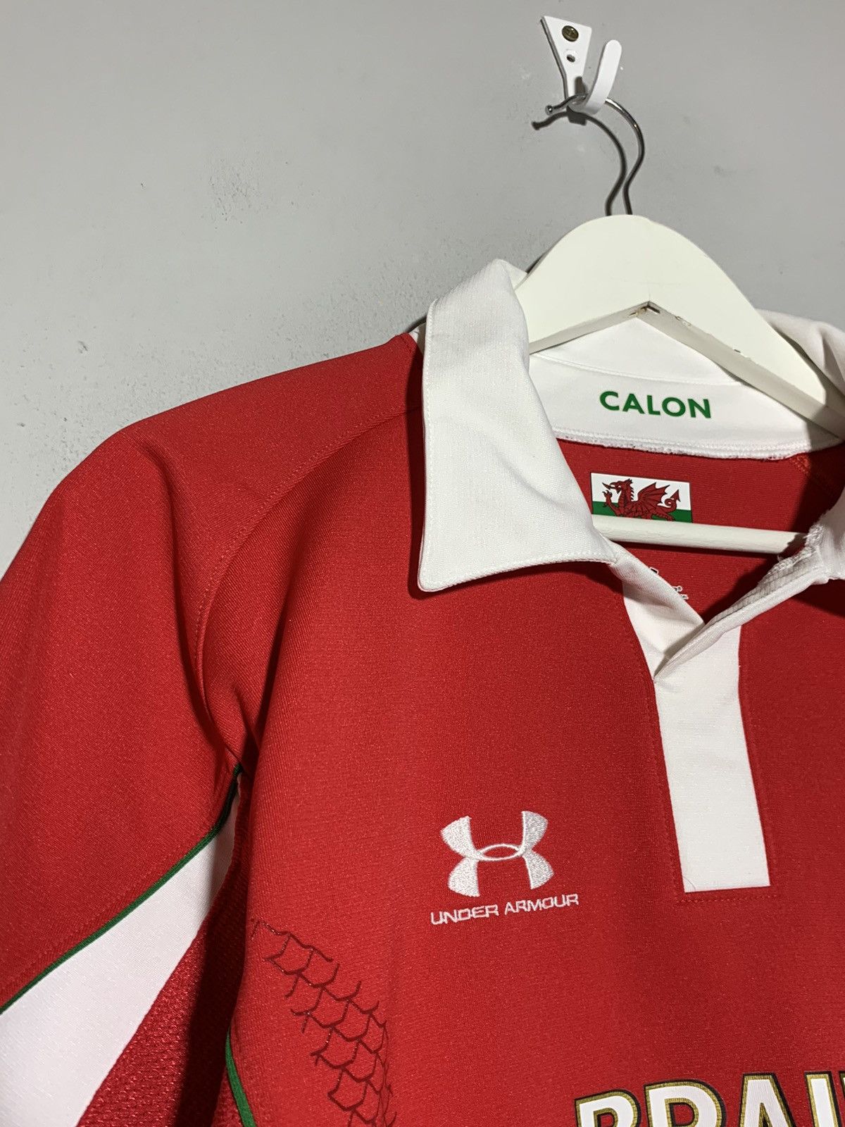Under Armour Wales WRU Rugby 2008 2009 Home Shirt Under Armour Jersey Size US M / EU 48-50 / 2 - 6 Thumbnail