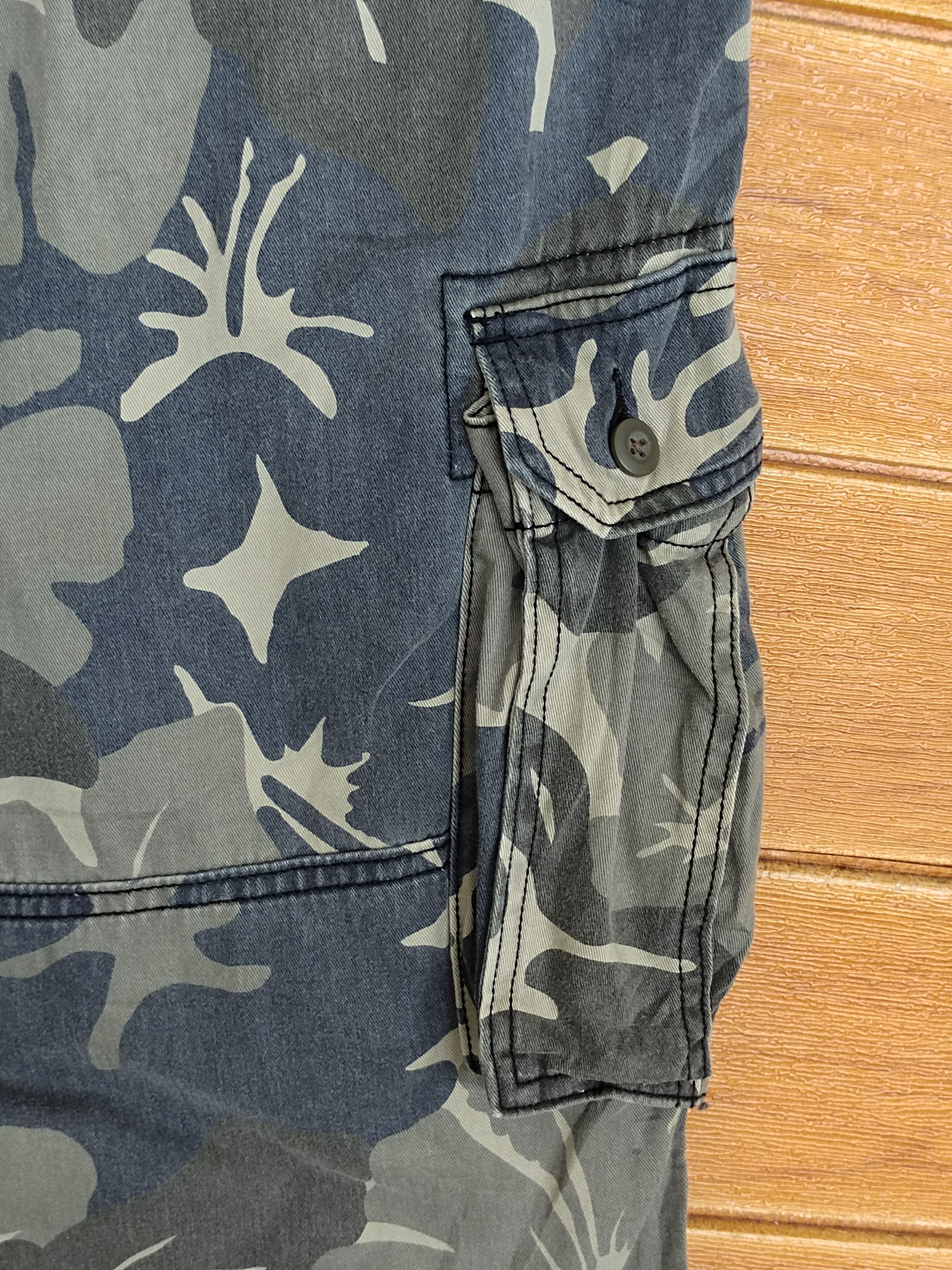 Hysteric Glamour Vintage Sunny Cloud Camouflaged Cargo Short Pants Relax Wear Size US 33 - 13 Thumbnail