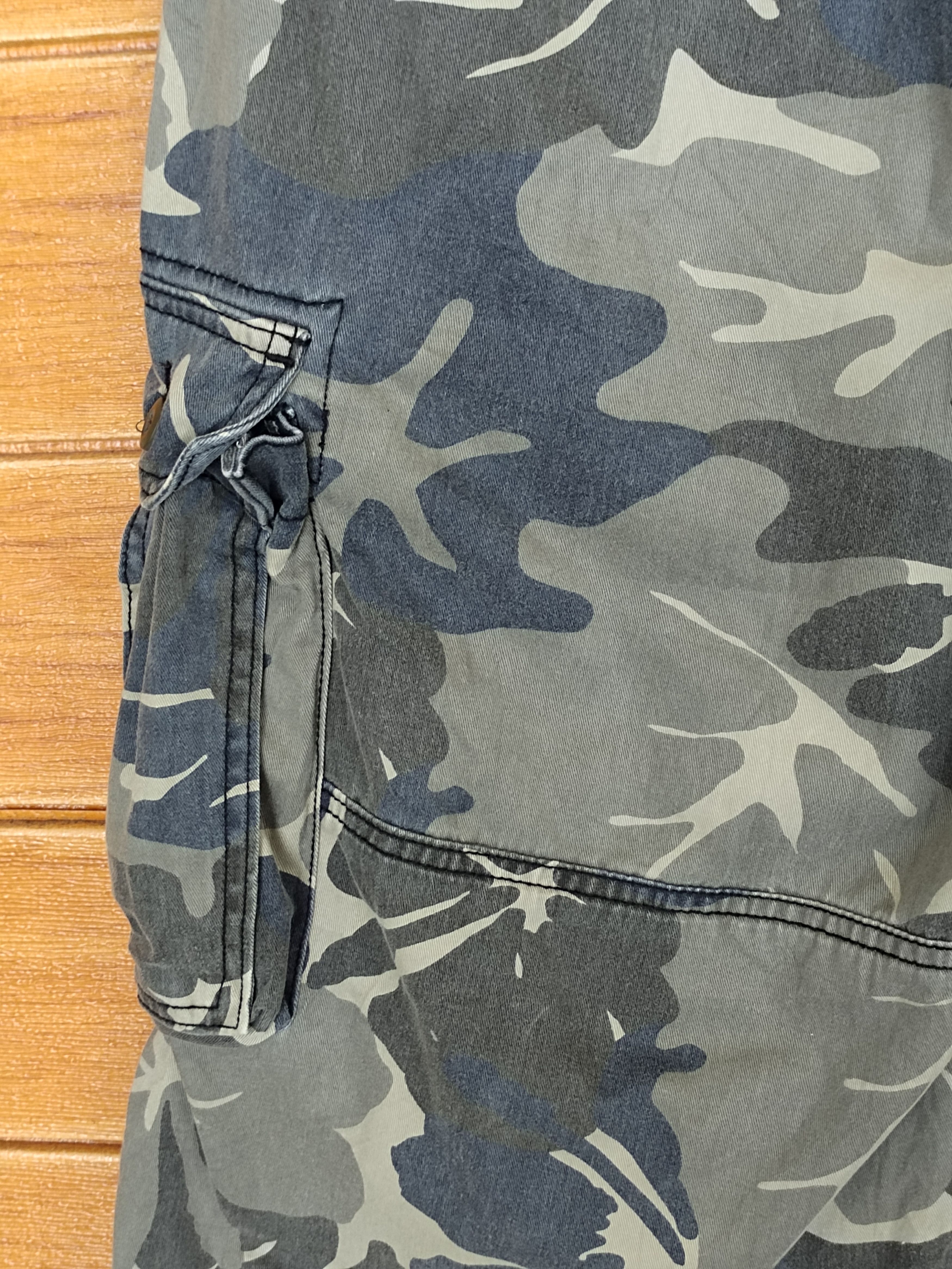 Hysteric Glamour Vintage Sunny Cloud Camouflaged Cargo Short Pants Relax Wear Size US 33 - 14 Thumbnail