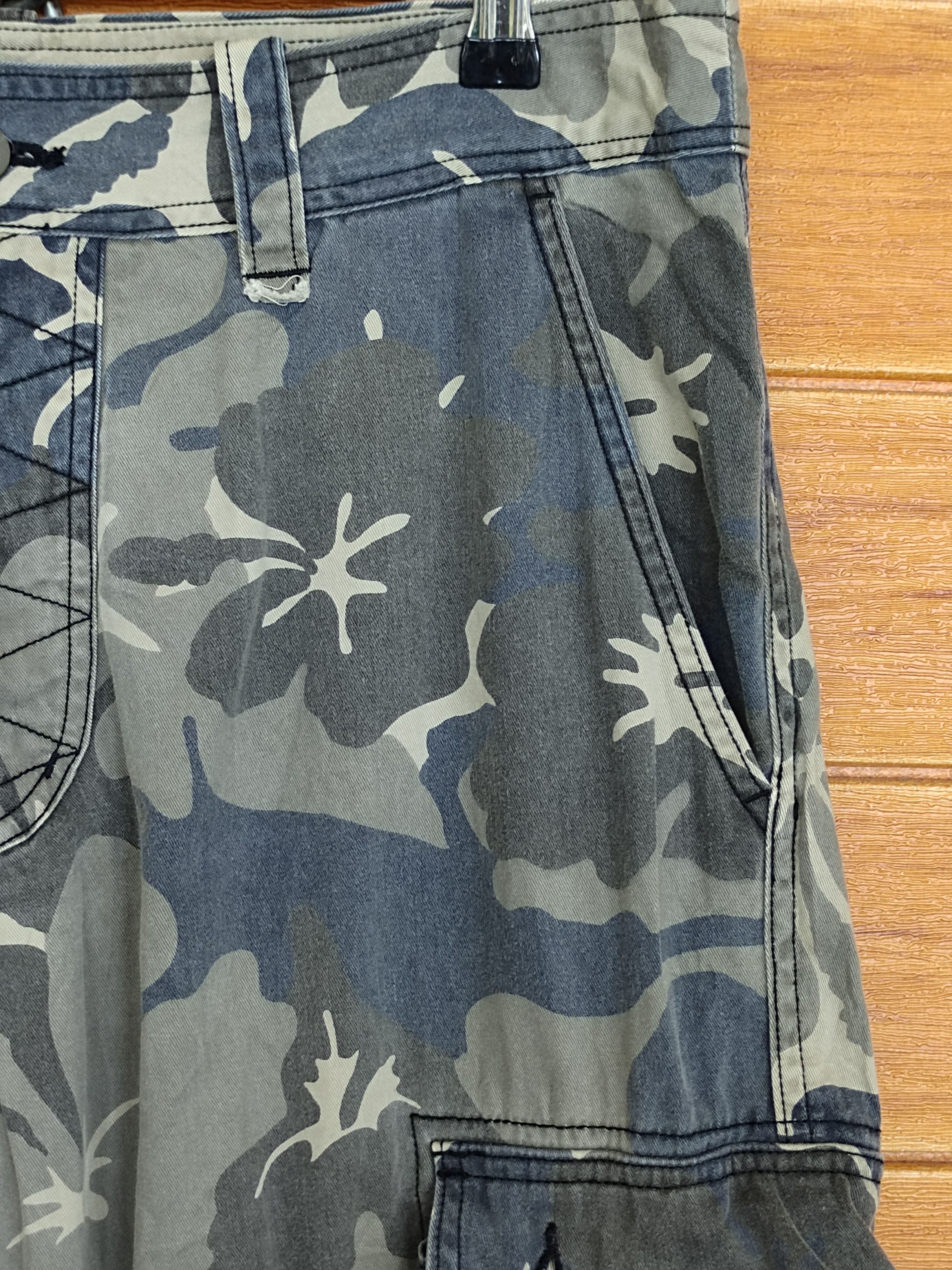 Hysteric Glamour Vintage Sunny Cloud Camouflaged Cargo Short Pants Relax Wear Size US 33 - 4 Thumbnail