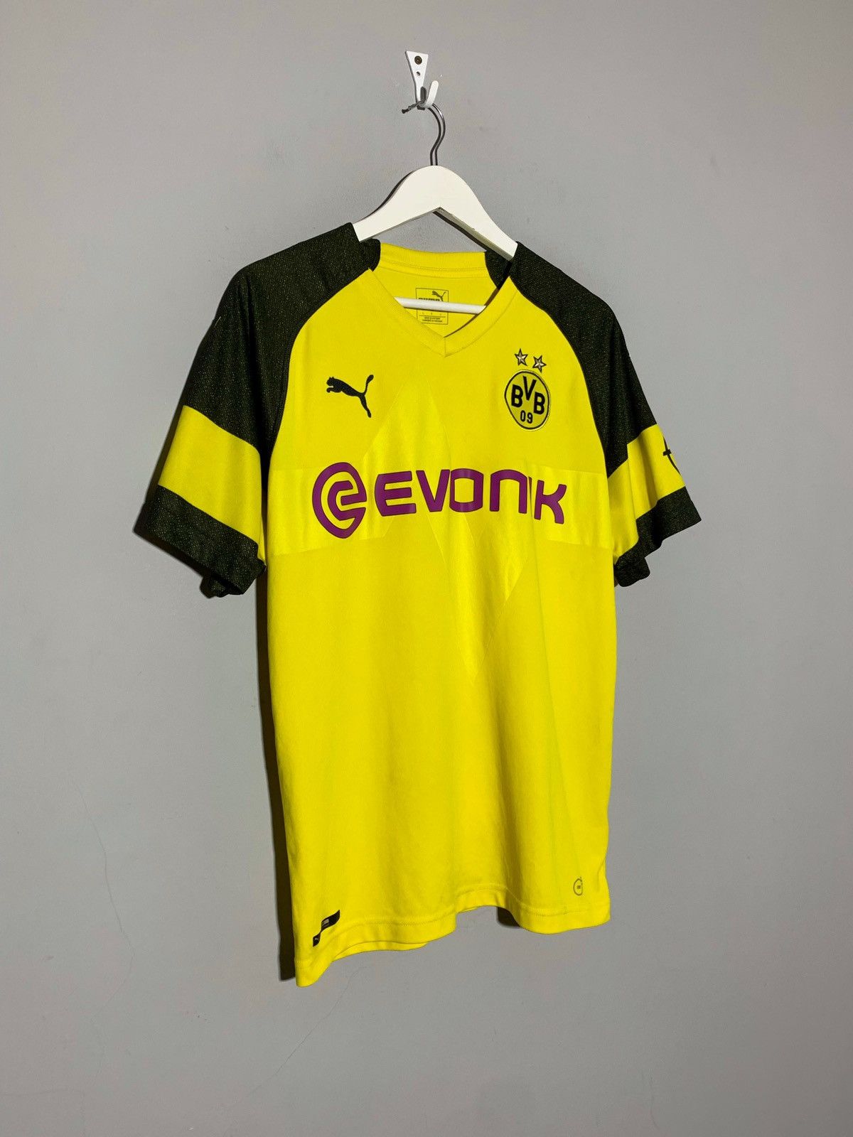 Puma Borussia Dortmund Puma 2018/19 Home Football Shirt Size US L / EU 52-54 / 3 - 2 Thumbnail