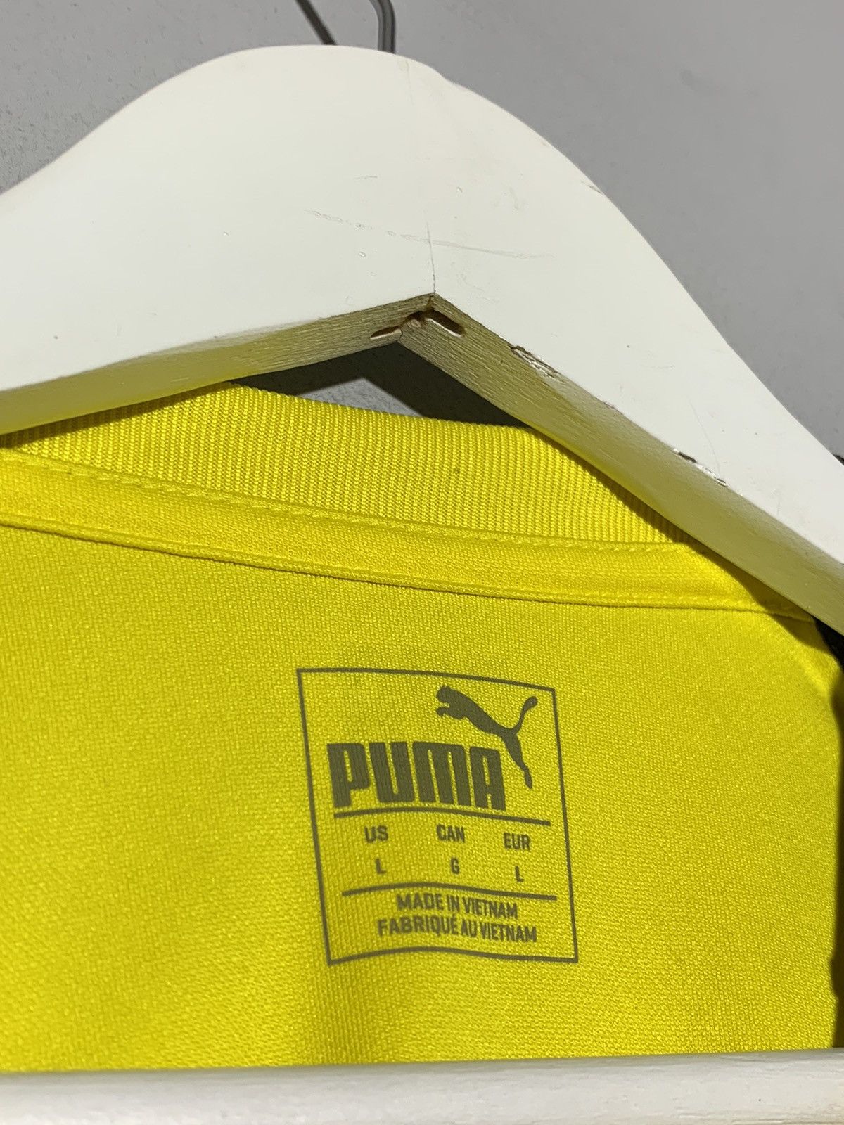 Puma Borussia Dortmund Puma 2018/19 Home Football Shirt Size US L / EU 52-54 / 3 - 11 Thumbnail