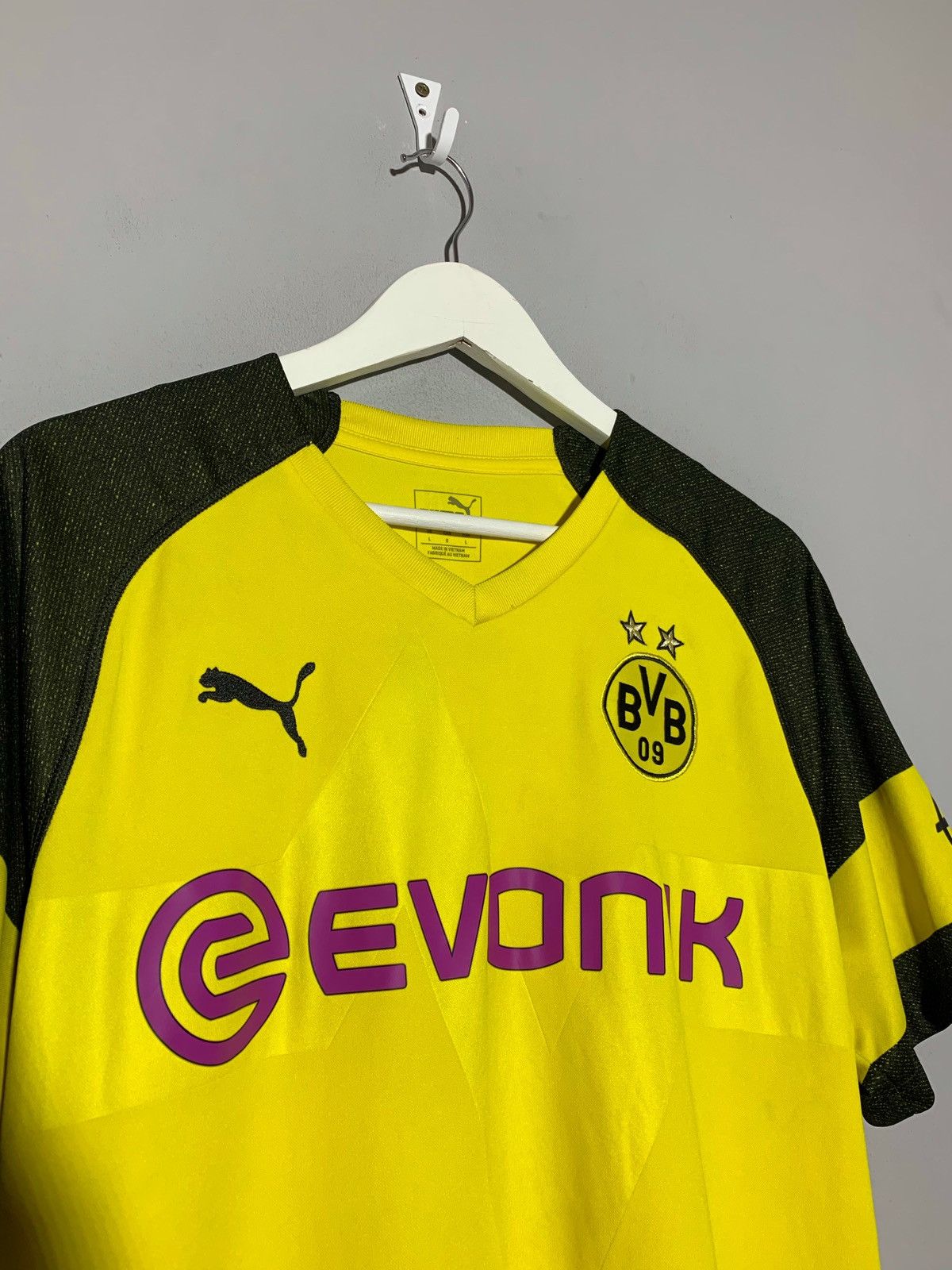 Puma Borussia Dortmund Puma 2018/19 Home Football Shirt Size US L / EU 52-54 / 3 - 3 Thumbnail