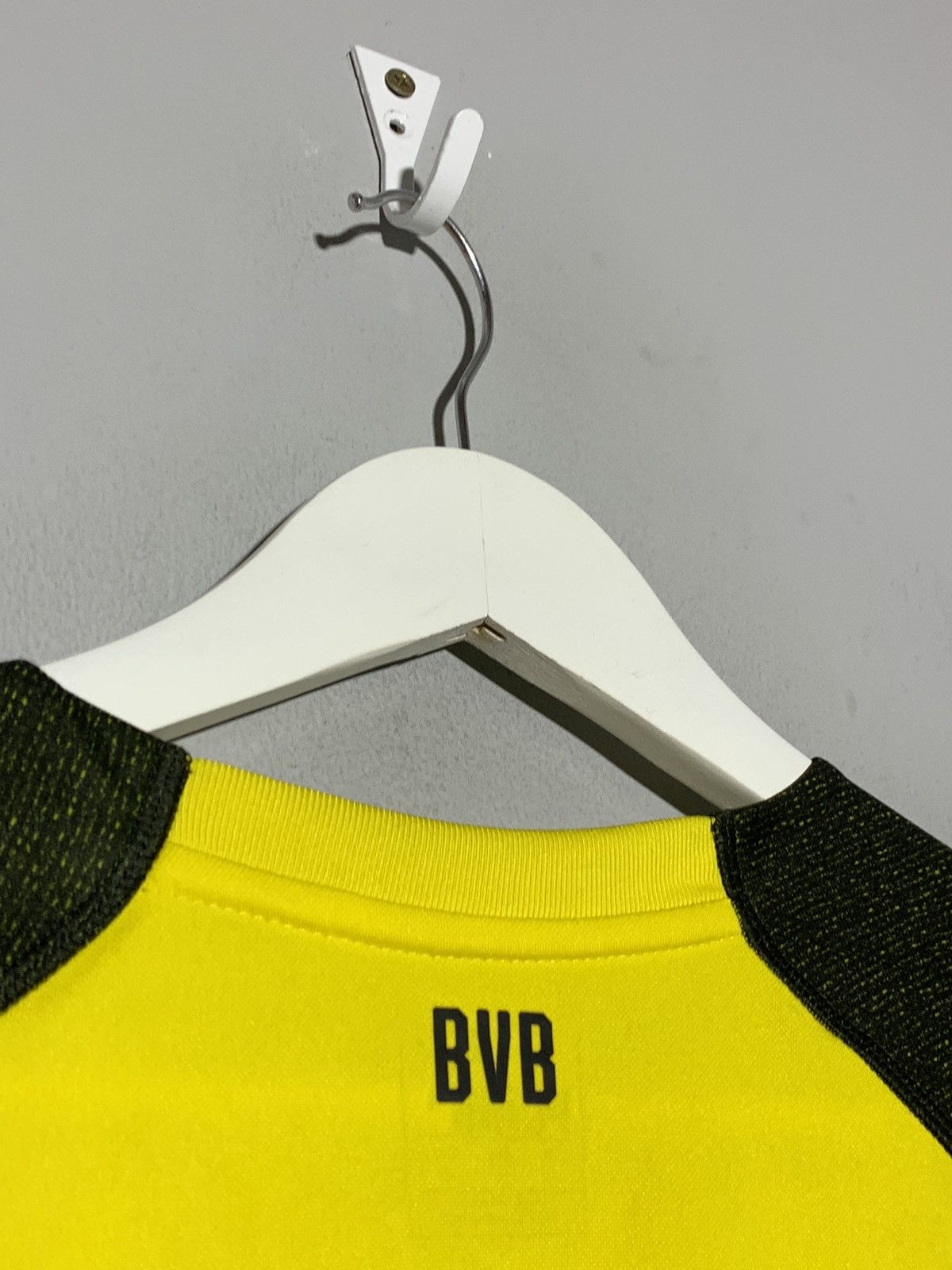 Puma Borussia Dortmund Puma 2018/19 Home Football Shirt Size US L / EU 52-54 / 3 - 10 Thumbnail