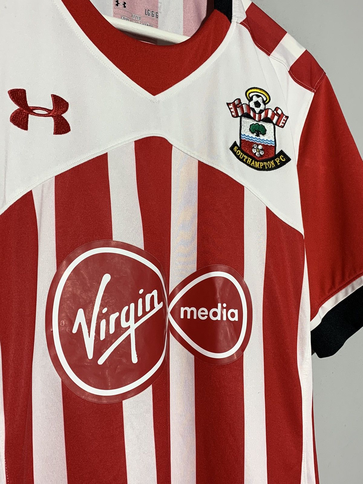 Under Armour Southampton Under Armour 2016/17 Home Football Shirt Size US L / EU 52-54 / 3 - 3 Thumbnail