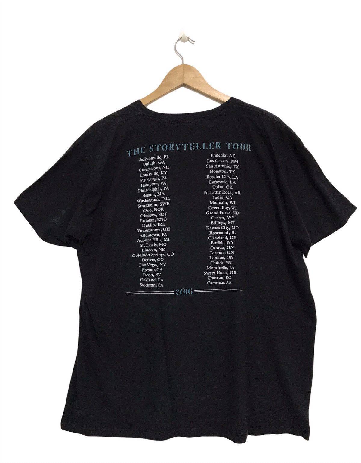 Carrie Underwood the Story Teller tour, image size:1200x1538