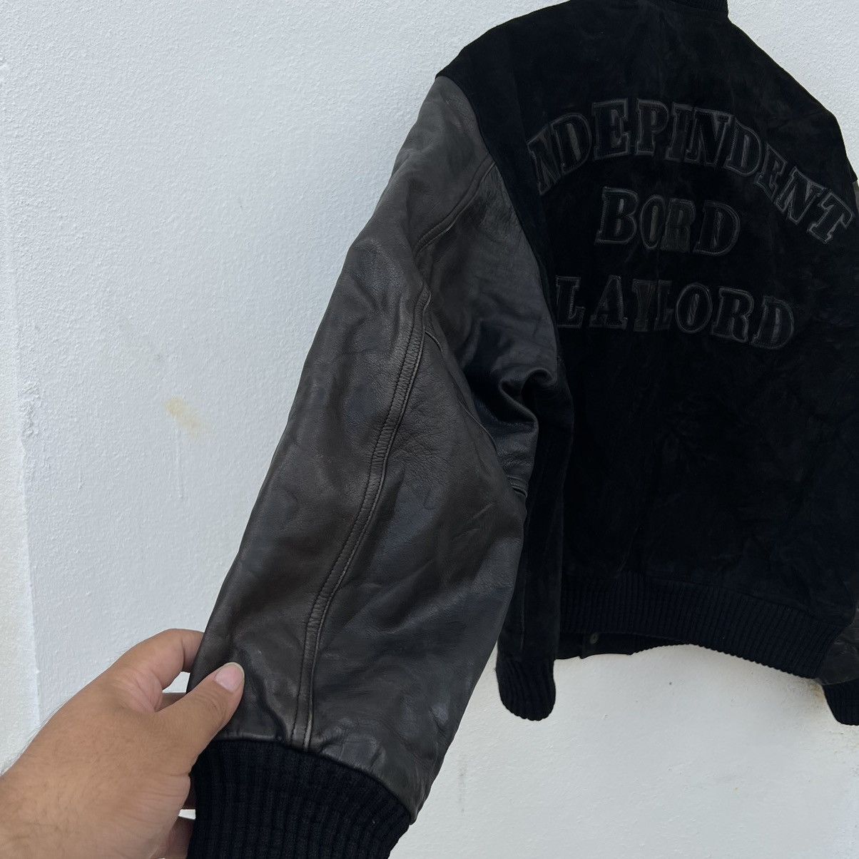 Vintage VINTAGE VARSITY JACKET LEATHER INDEPENDENT BORN PLAYLORD Size US L / EU 52-54 / 3 - 8 Thumbnail