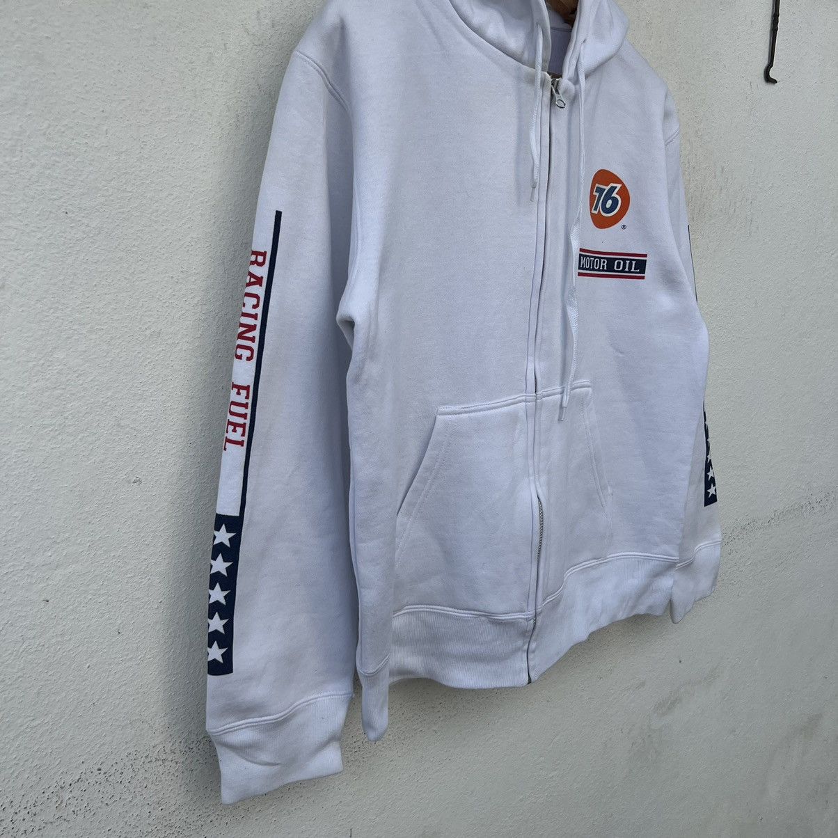 Japanese Brand VINTAGE 76 LUBRICANT HOODIE SWEATER BIG LOGO Size US M / EU 48-50 / 2 - 4 Thumbnail