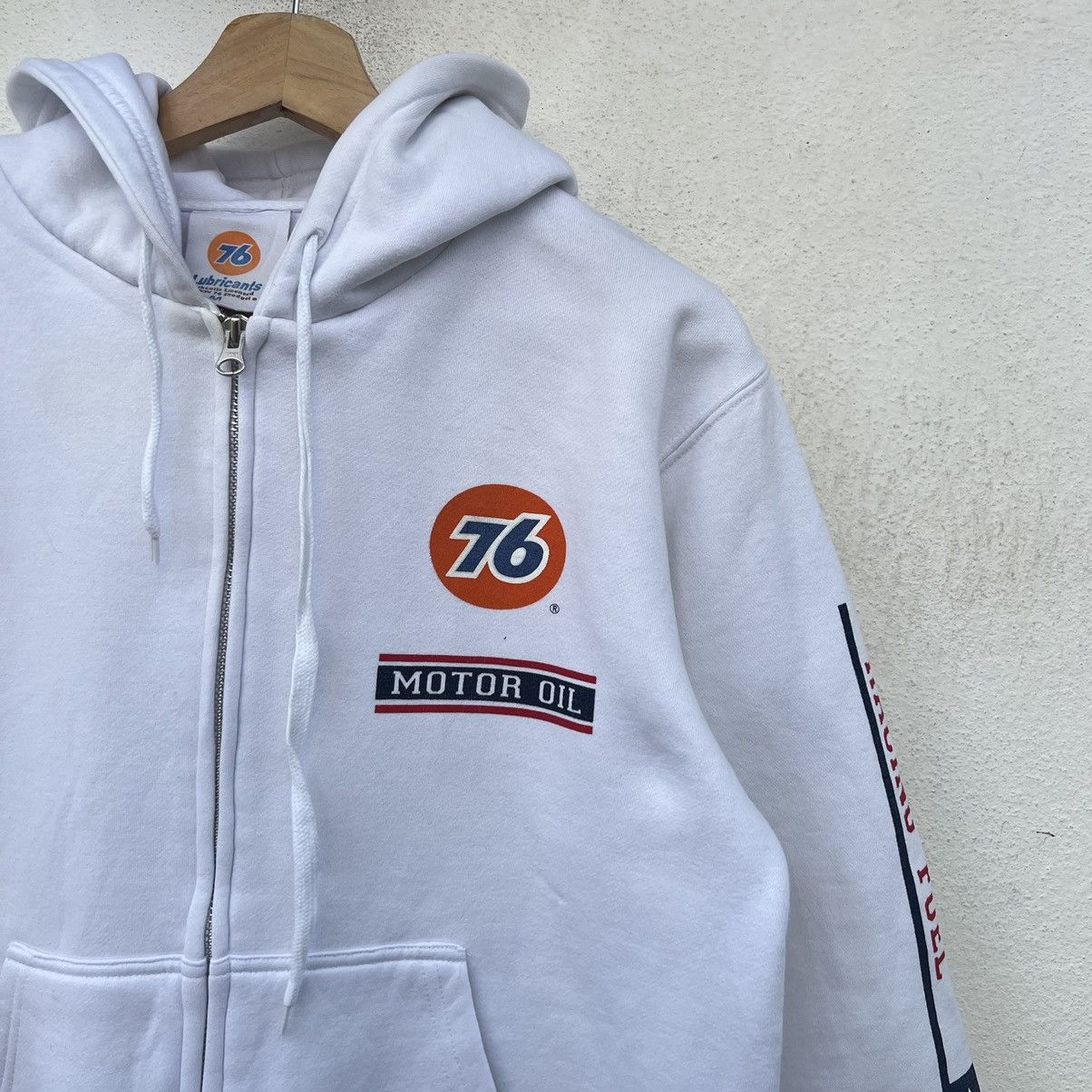 Japanese Brand VINTAGE 76 LUBRICANT HOODIE SWEATER BIG LOGO Size US M / EU 48-50 / 2 - 3 Thumbnail