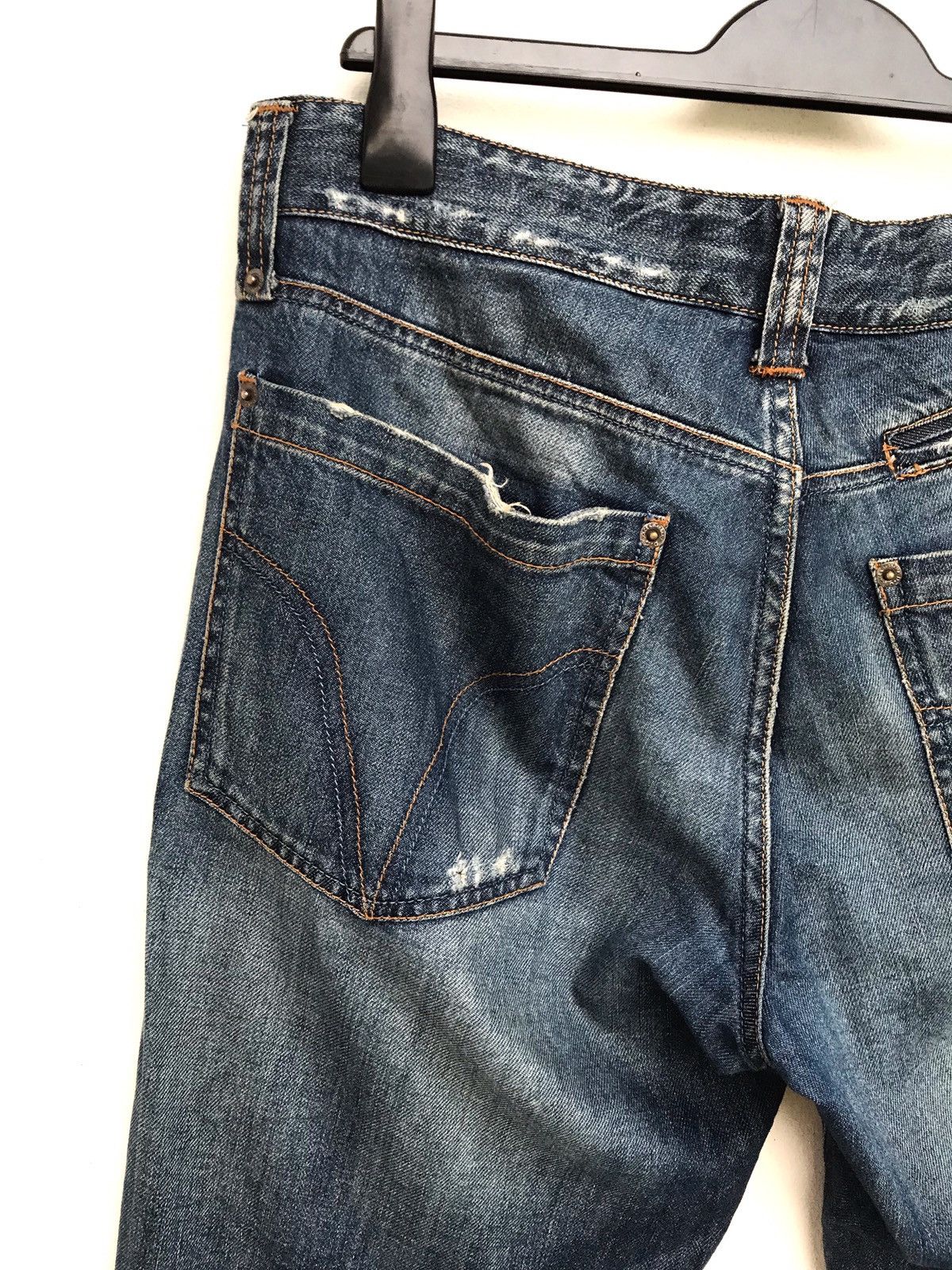 Dolce & Gabbana Dolce & Gabbana D&G Italy Distressed Denim Pants Size US 34 / EU 50 - 9 Thumbnail